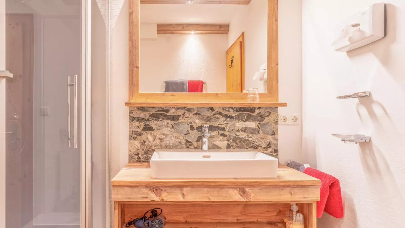 Pension Blaiken M-Bathroom