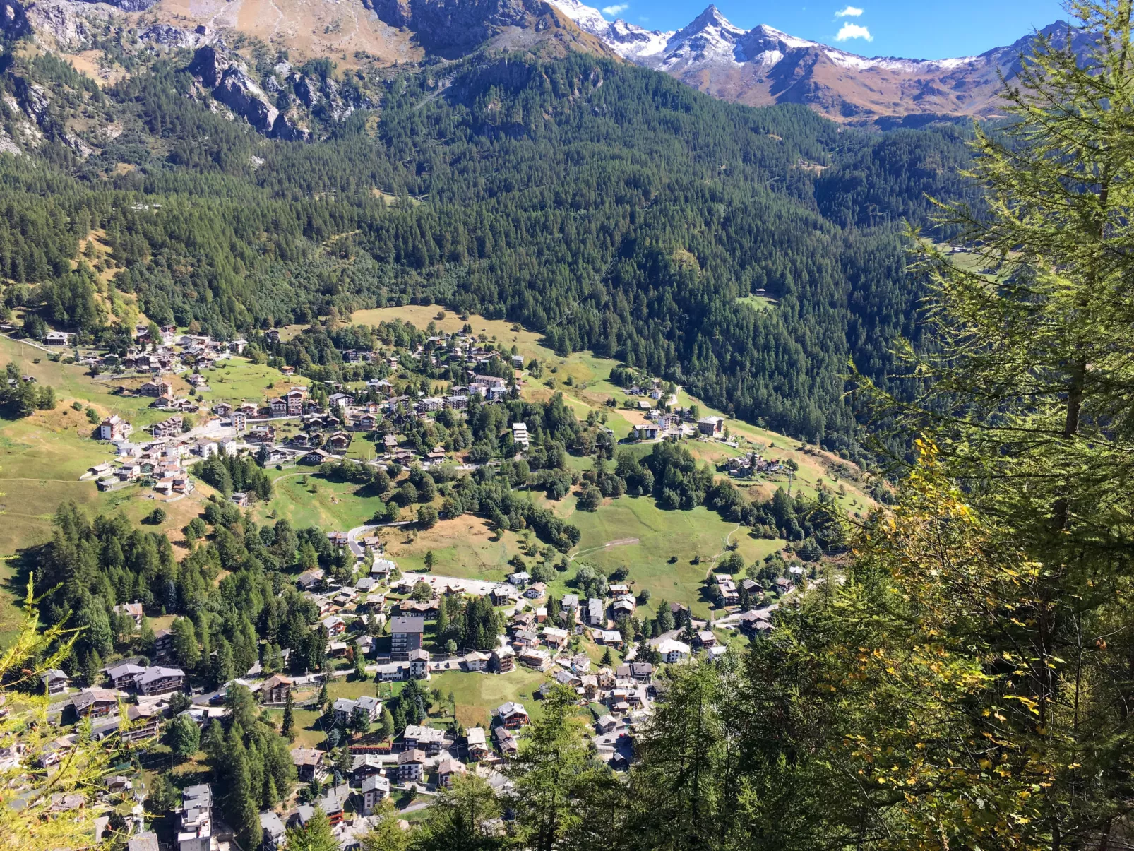 'Lo Chalet' der Balkon über dem Matterhorntal - Area