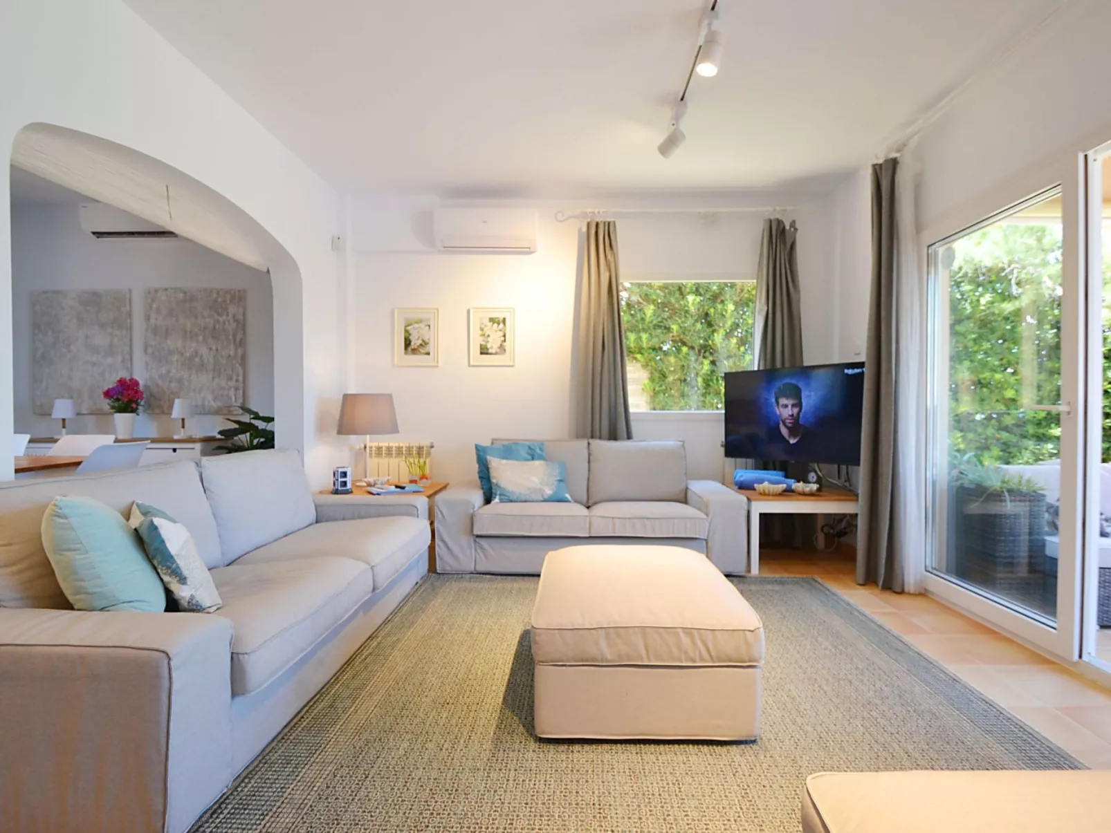 Gemütliches Ferienhaus in Urbanització S'estanyol mit Privatem Pool - Drinnen