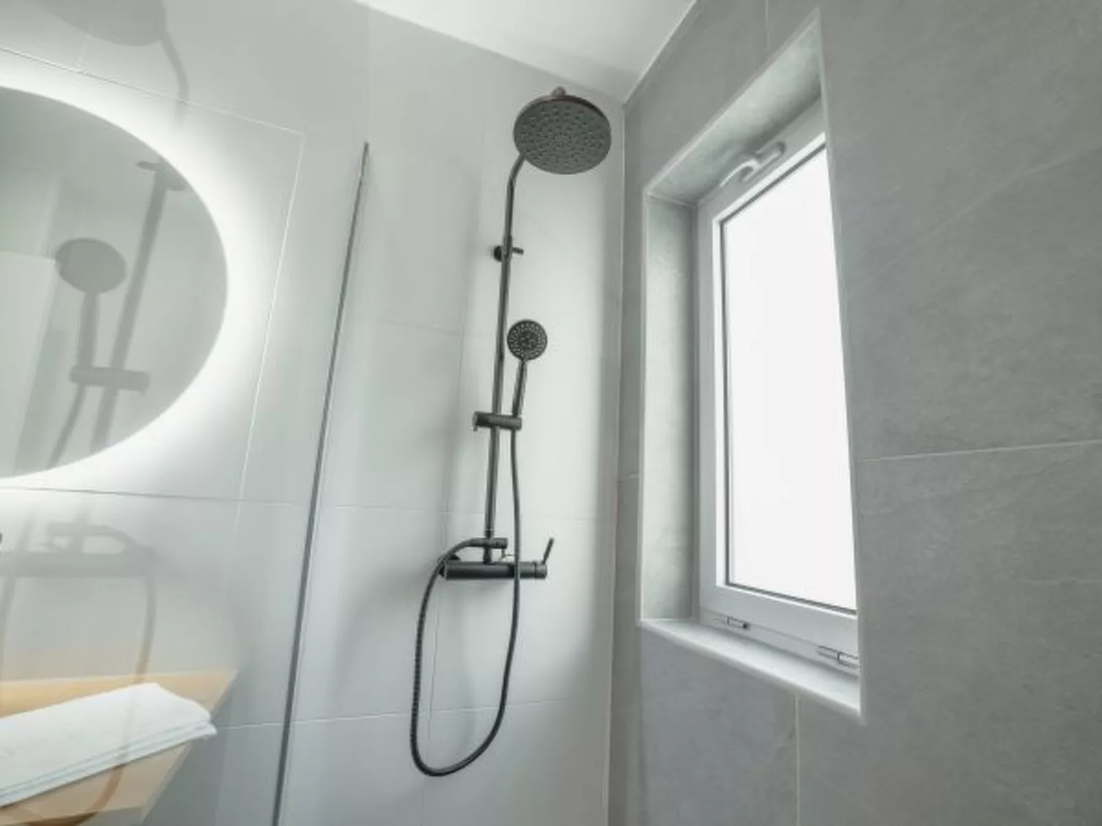 CRYSTAL PALACE GARDEN STYLISH APARTMENT - Inside