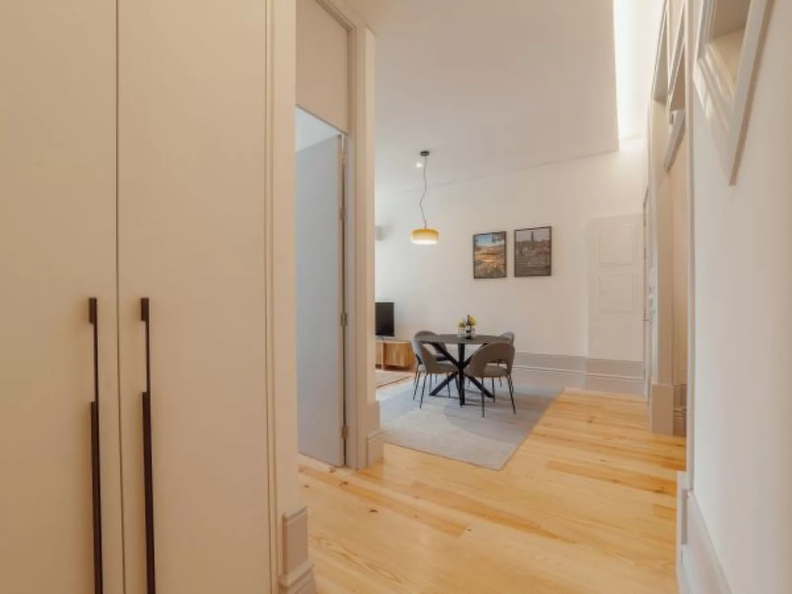 HEART OF PORTO APARTMENT D by VACATIONY - Inside