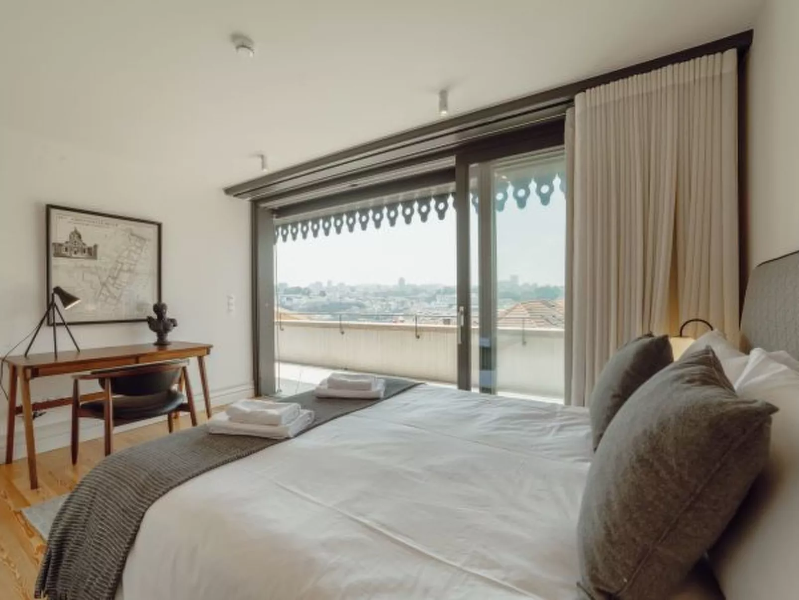 DOWNTOWN PENTHOUSE with RIVER VIEW by VACATIONY - Inside