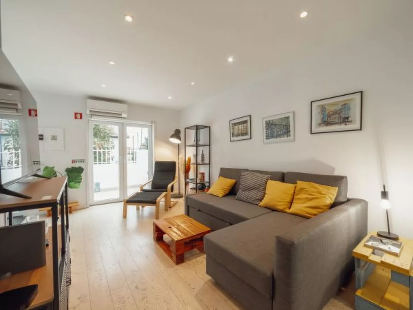 PORTO WINDOW TERRACE HOUSE by VACATIONY - Dedans