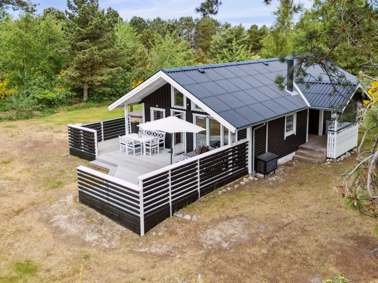 "Lavrens" - 300m from the sea - Draußen