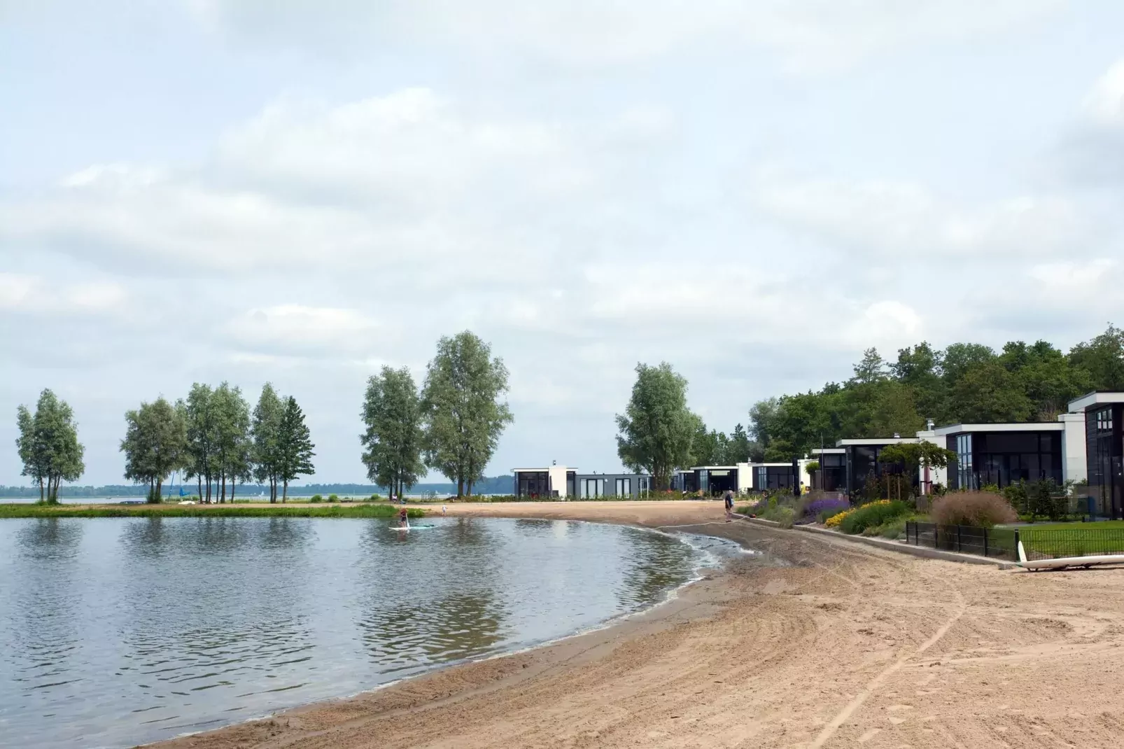 Resort Bad Hoophuizen 18-Gebiete Sommer 1 km