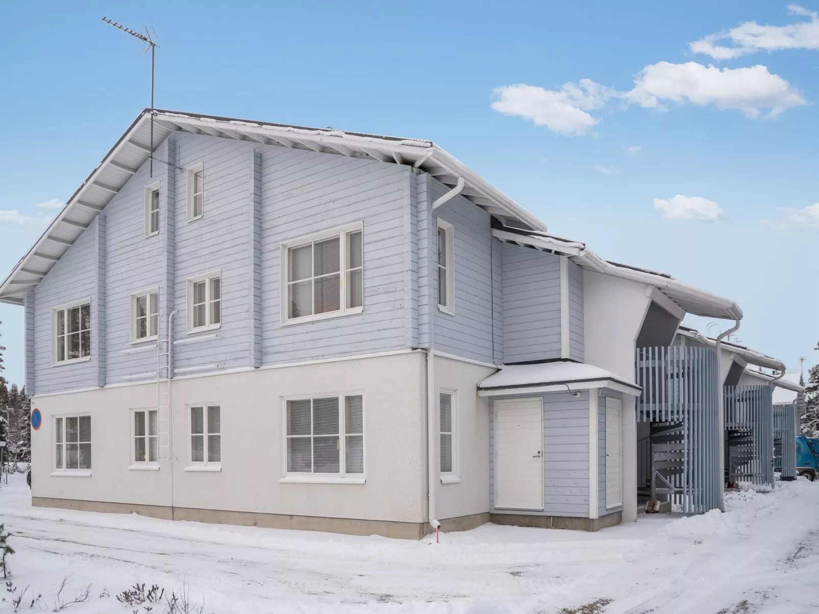 Yllästar 1 as 210 (la-la) - Drinnen