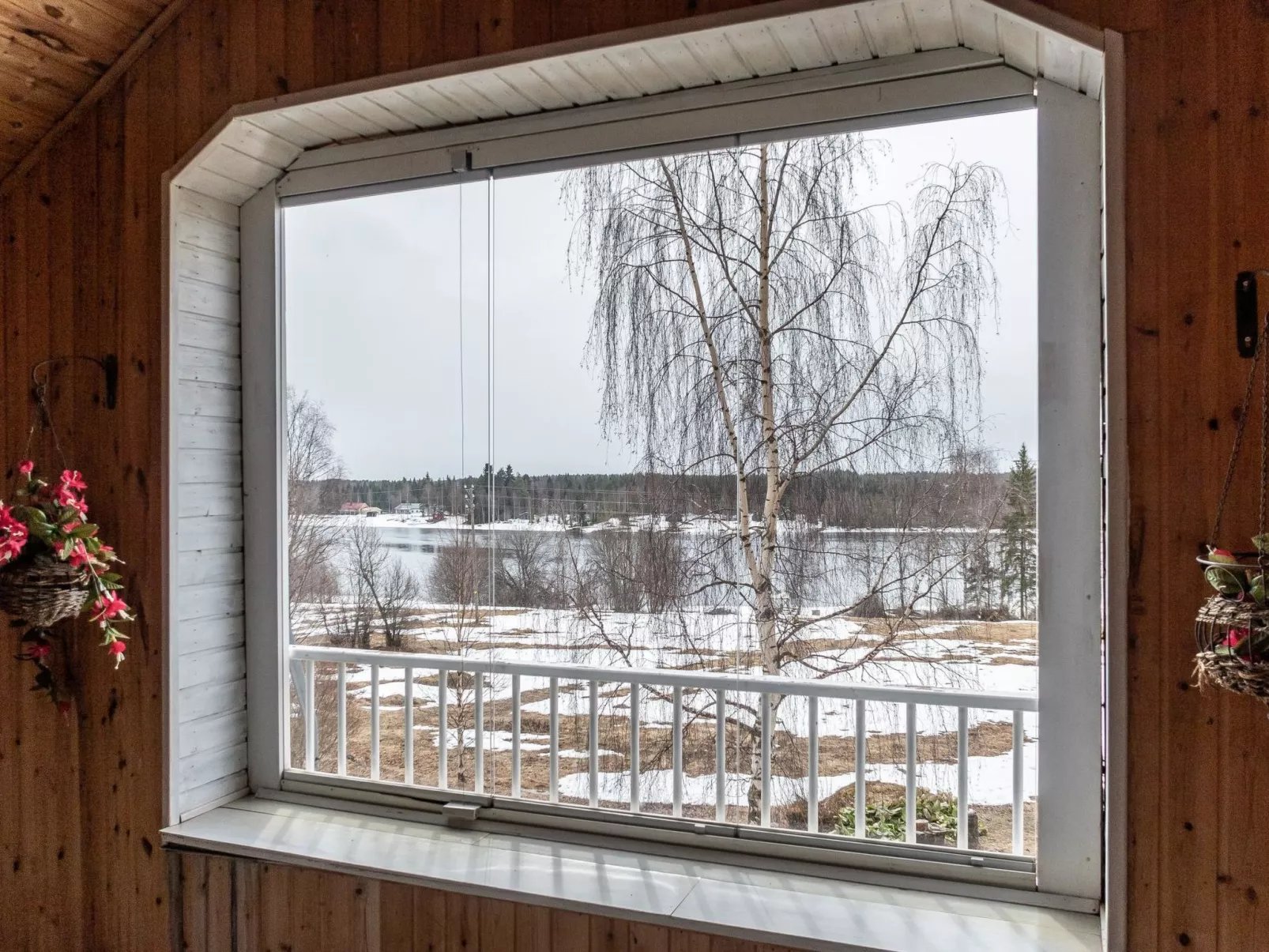 Jokiniitty 2 - Dedans