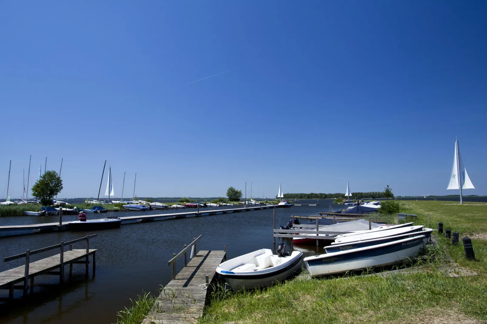 Resort Bad Hoophuizen 18-Gebiete Sommer 1 km