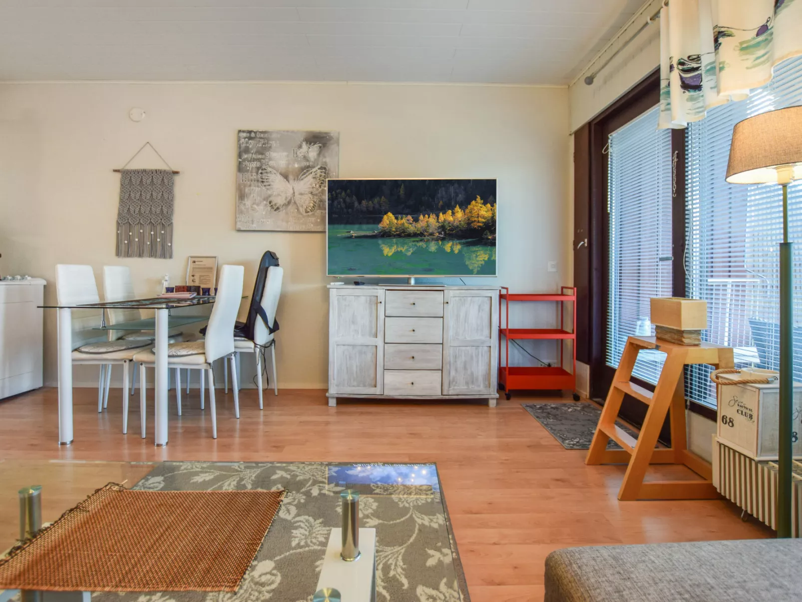 Joutiainen h 44 - Drinnen