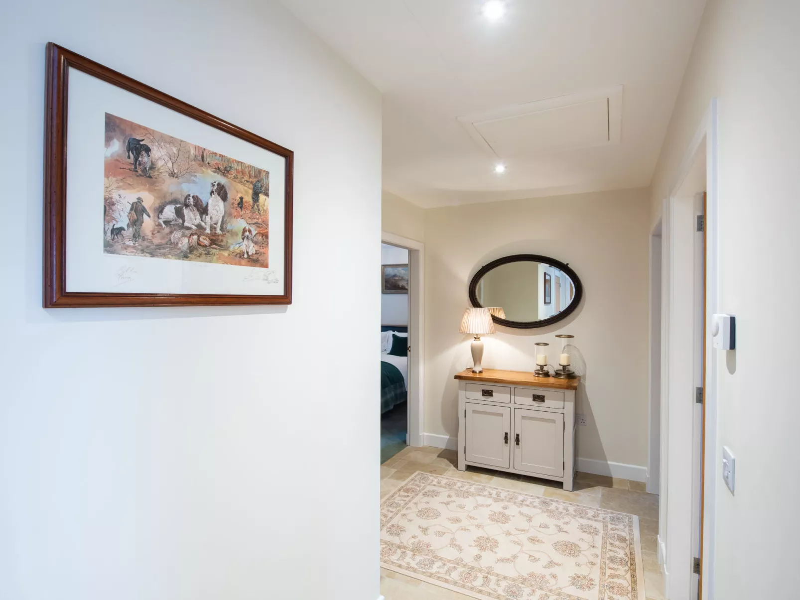 Kennel House - Drinnen