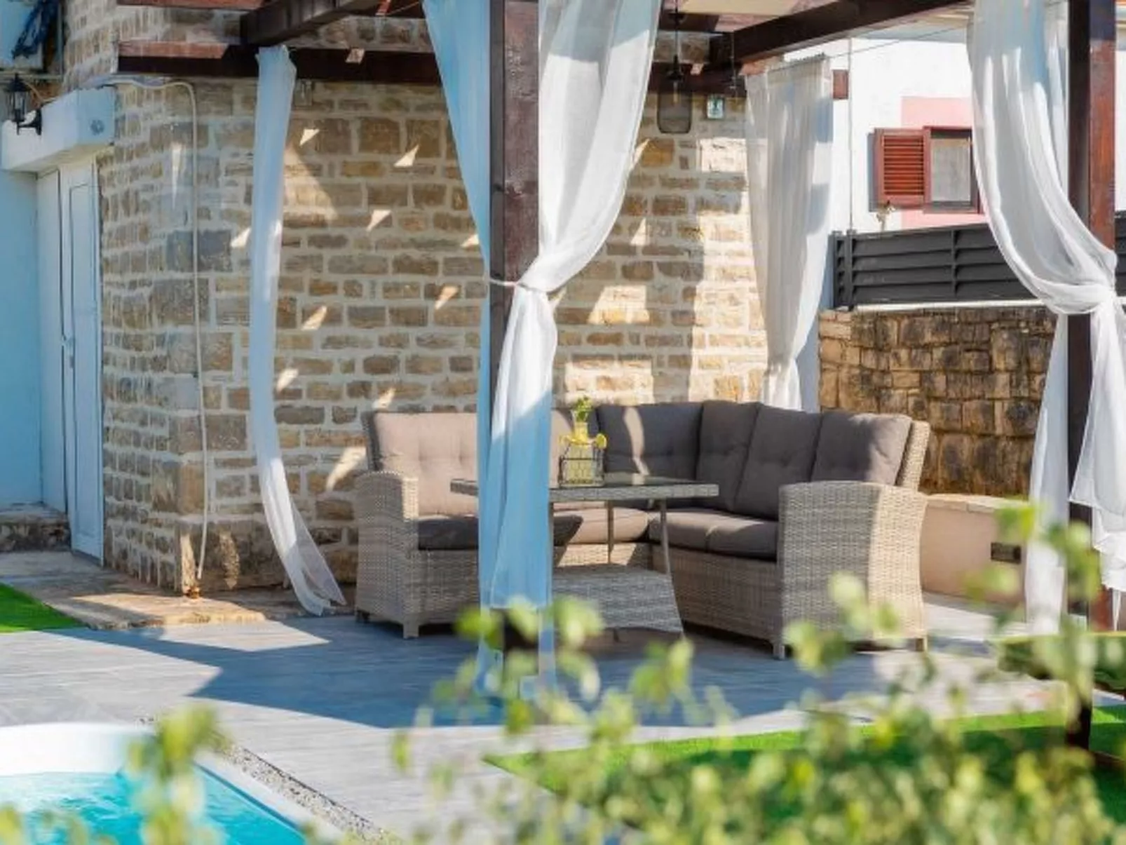 Dalmatian Holiday house Marcella with pool - Image-tags.info