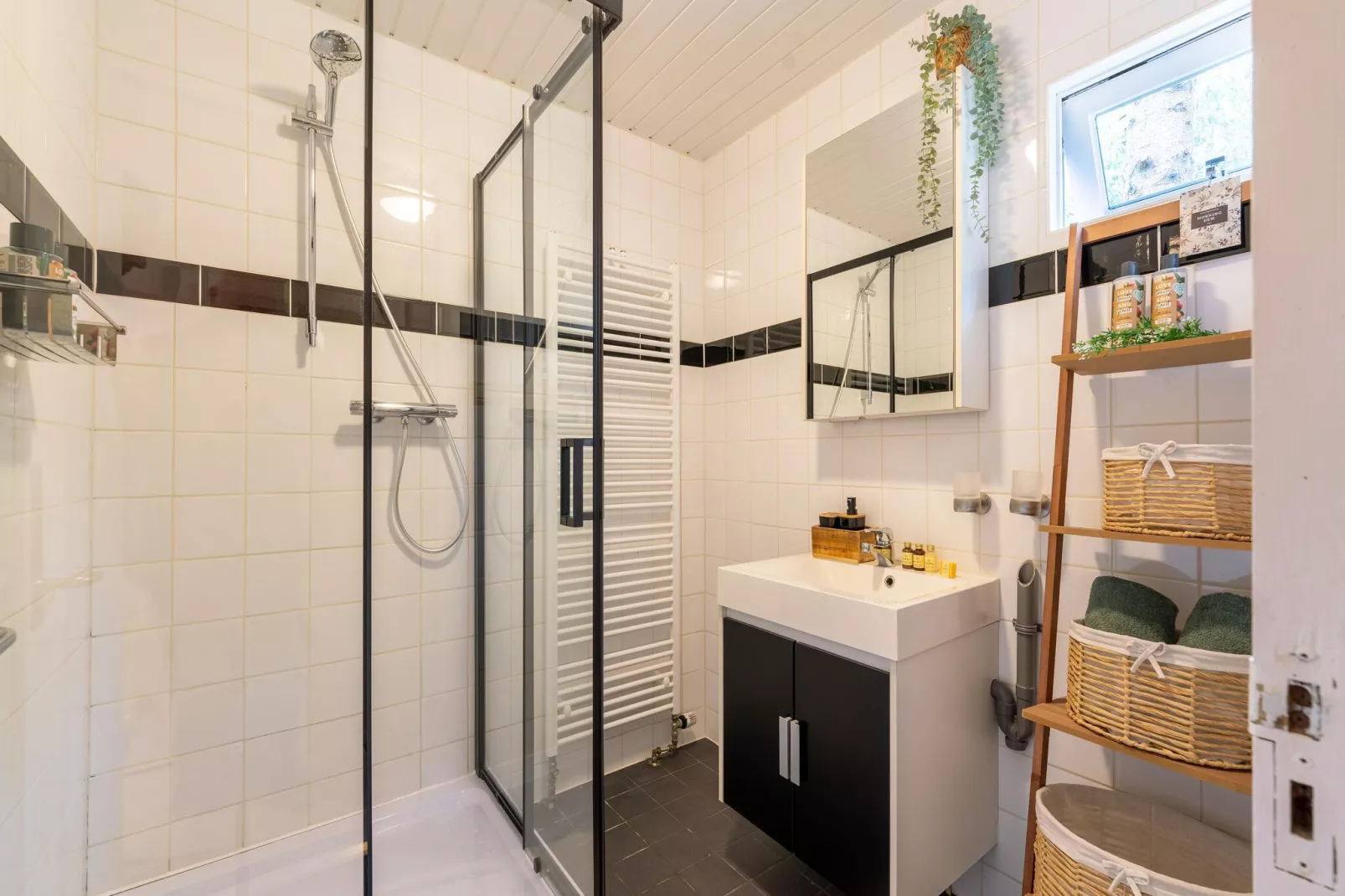 Boshuisje Joy-Bathroom