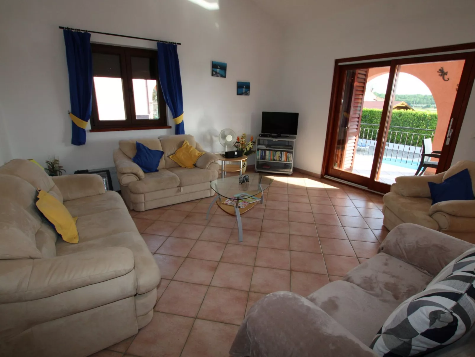 Villa Nel Rosa / HR-11037-01 - Image-tags.info