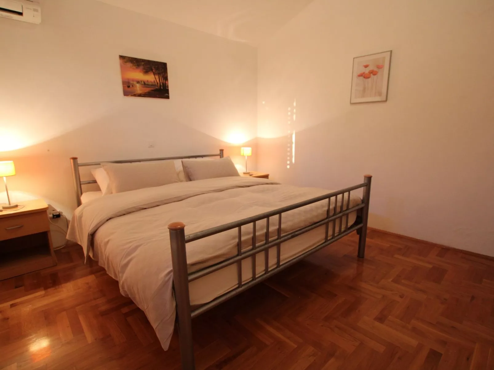 Villa Neela / HR-11039-01 - Image-tags.info