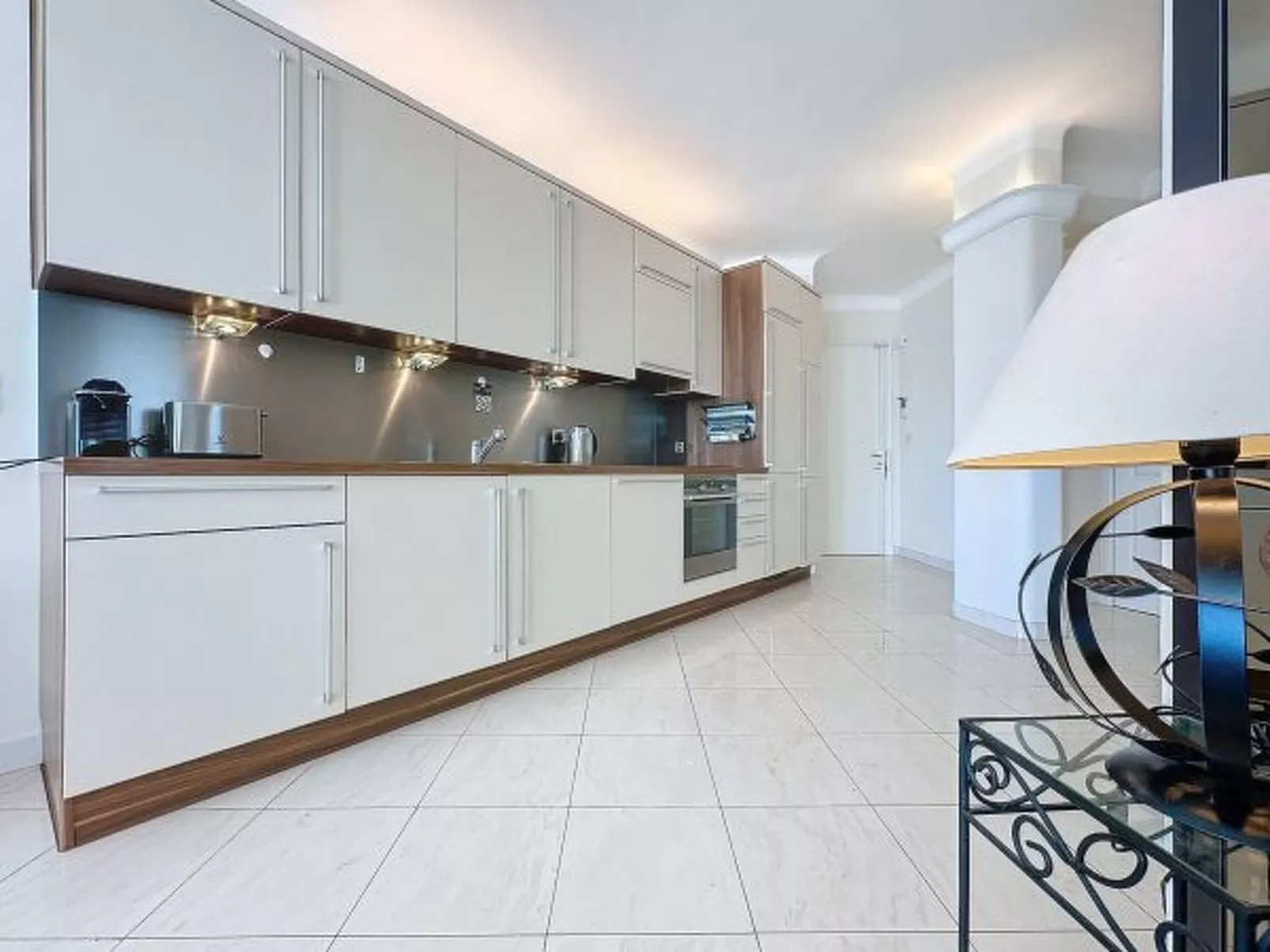 Croisette Martinez 1 bedroom 241 - Image-tags.info