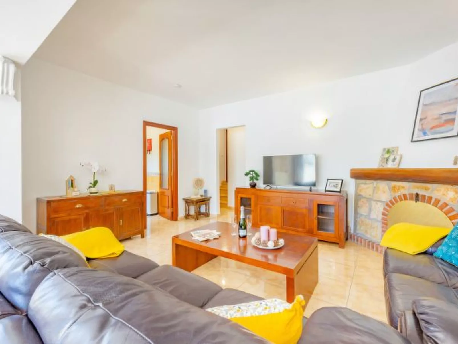 Villa Inia - PlusHolidays - Image-tags.info