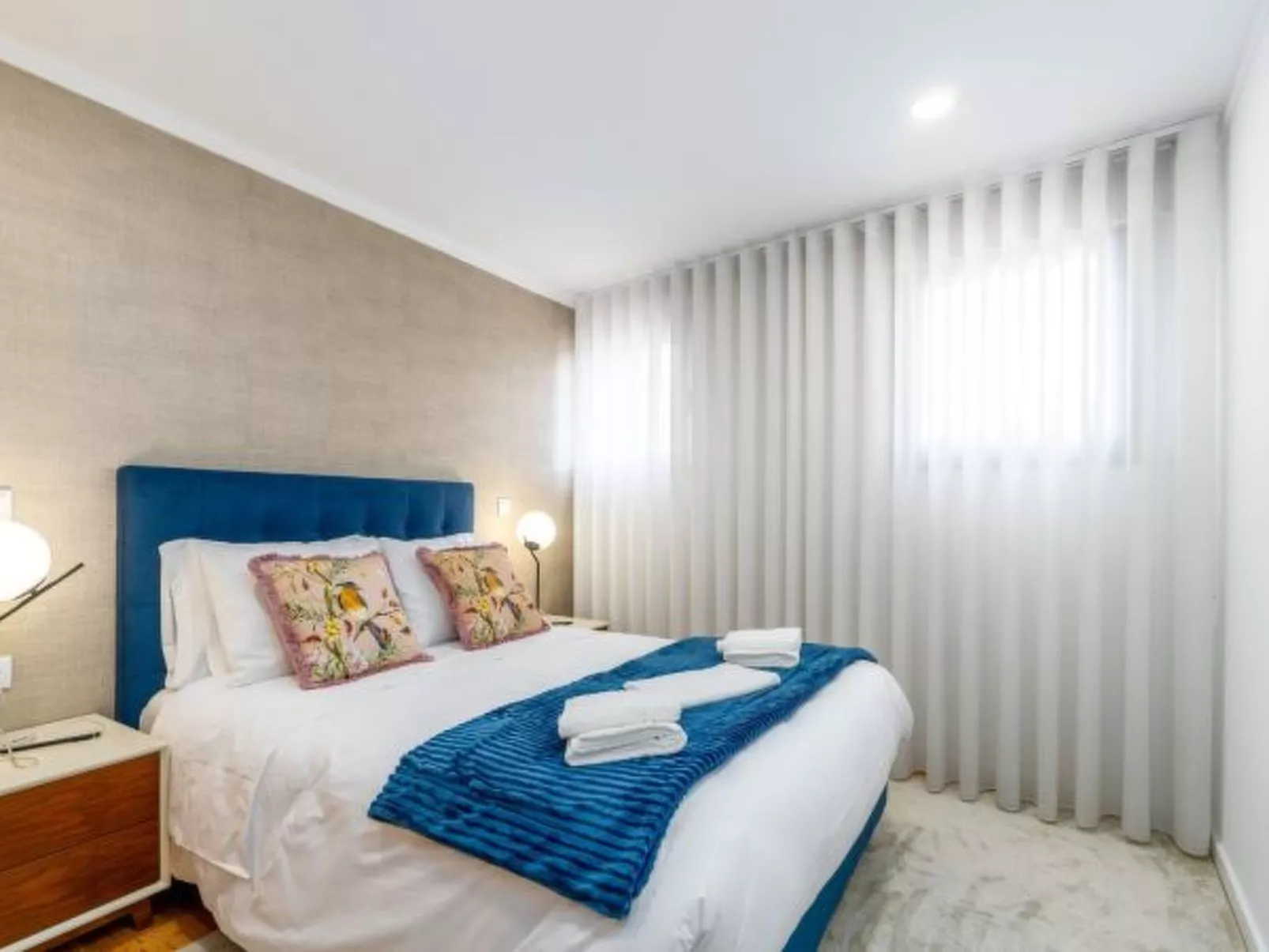 CITY CENTER COMFORT APARTMENT B by VACATIONY - Inside