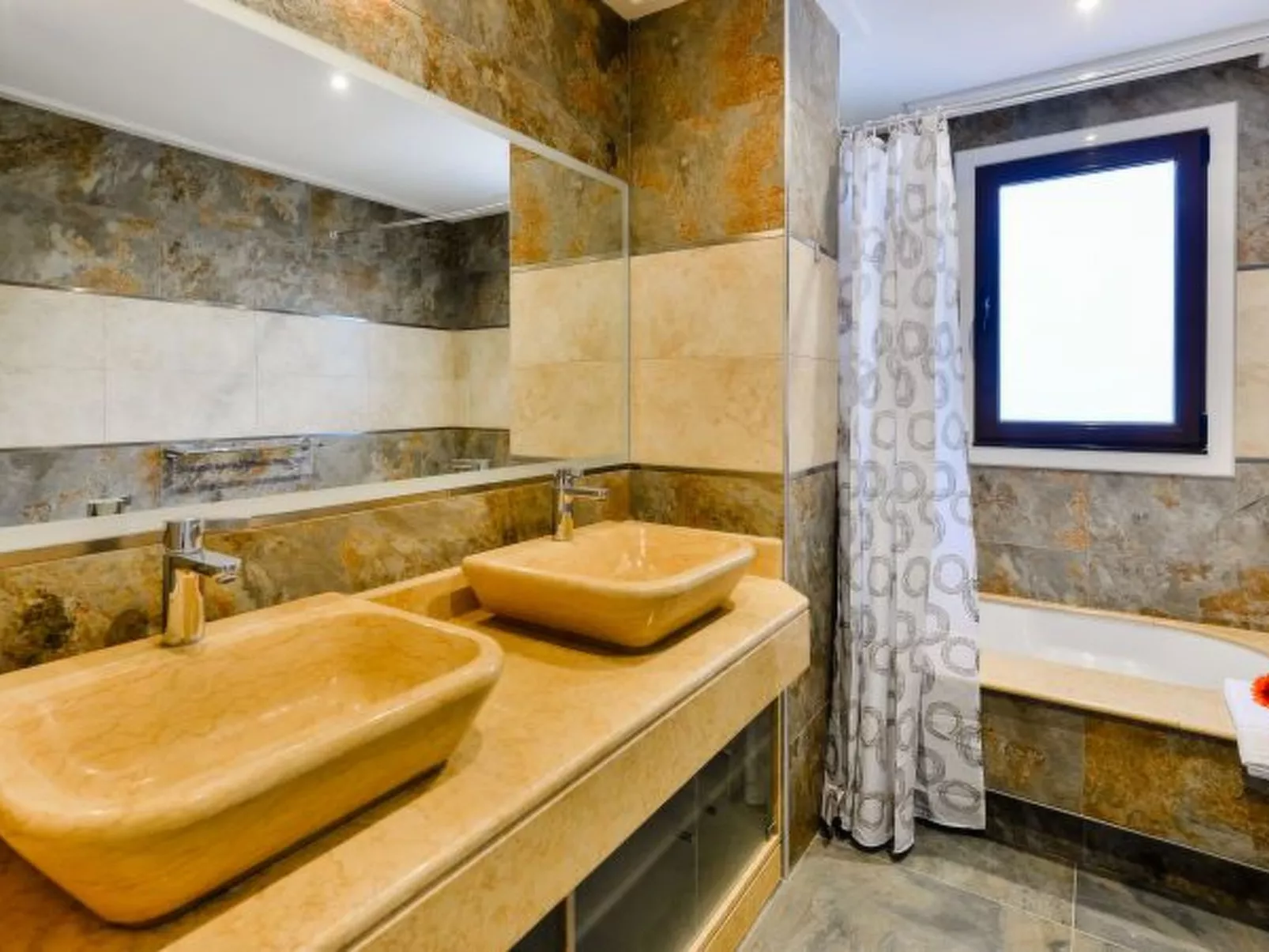 Falesia Beach A - Inside