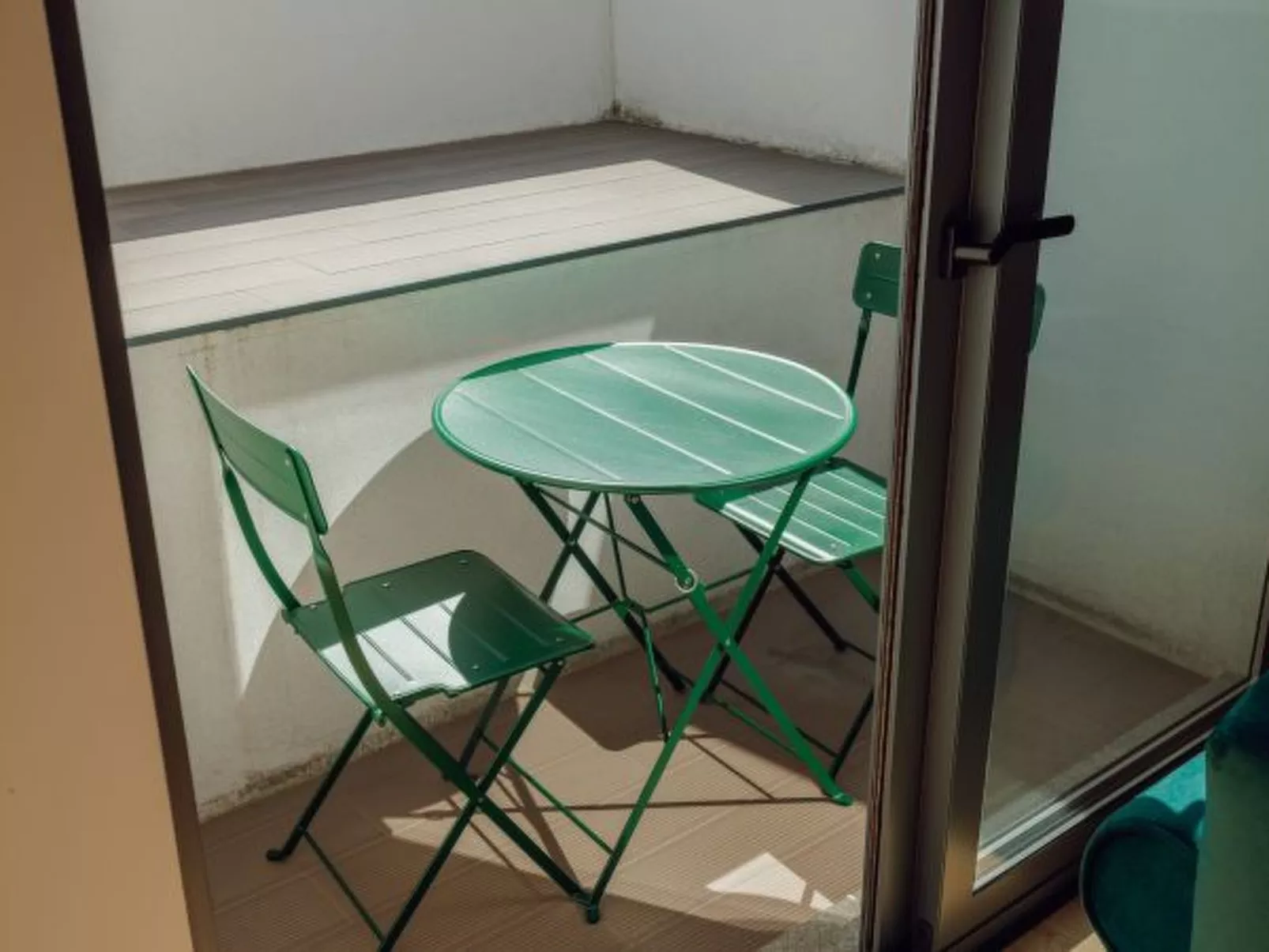 MODERN & STYLISH APARTMENT III by VACATIONY - Inside