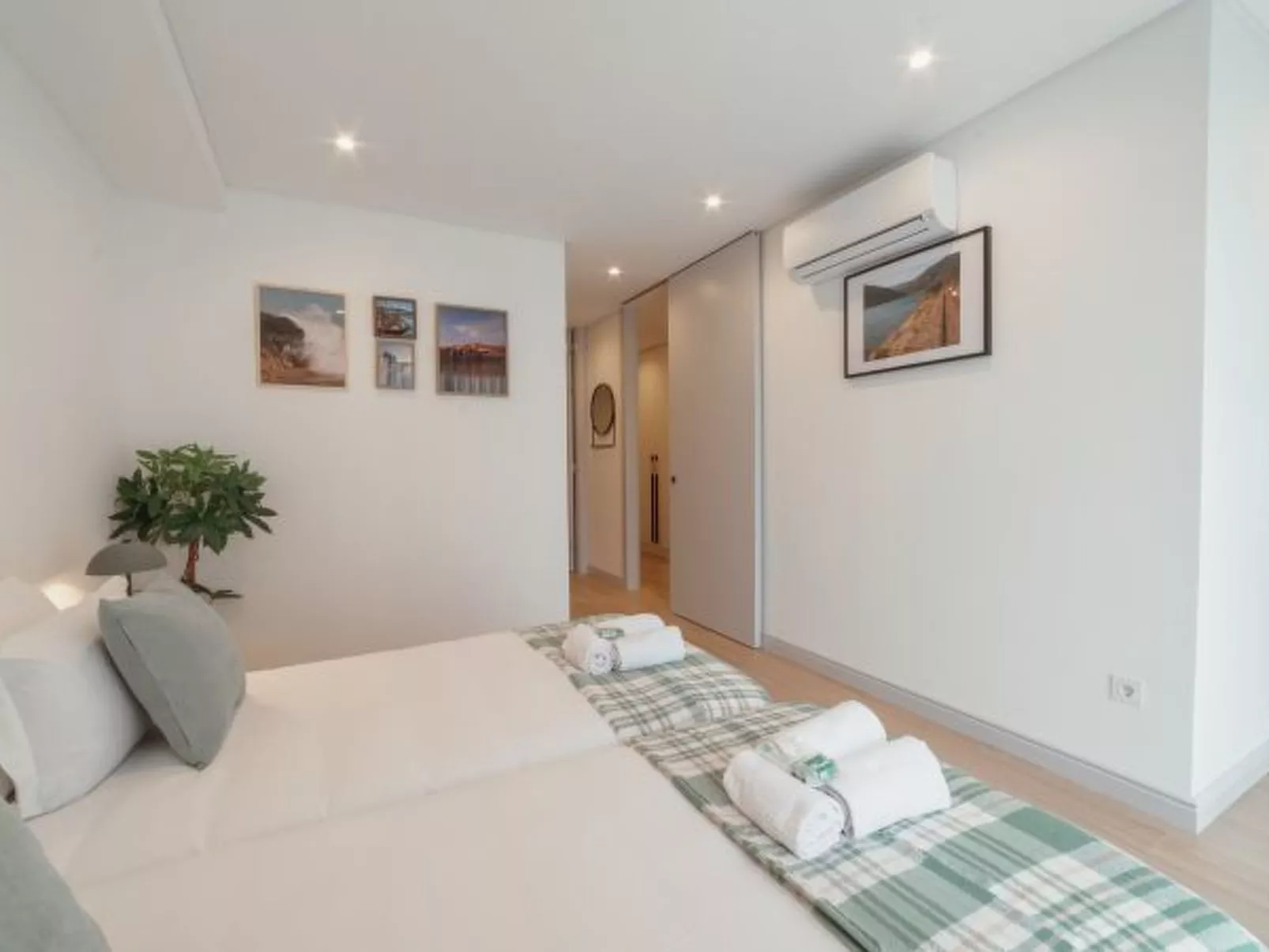 HEART OF PORTO APARTMENT G by VACATIONY - Dedans