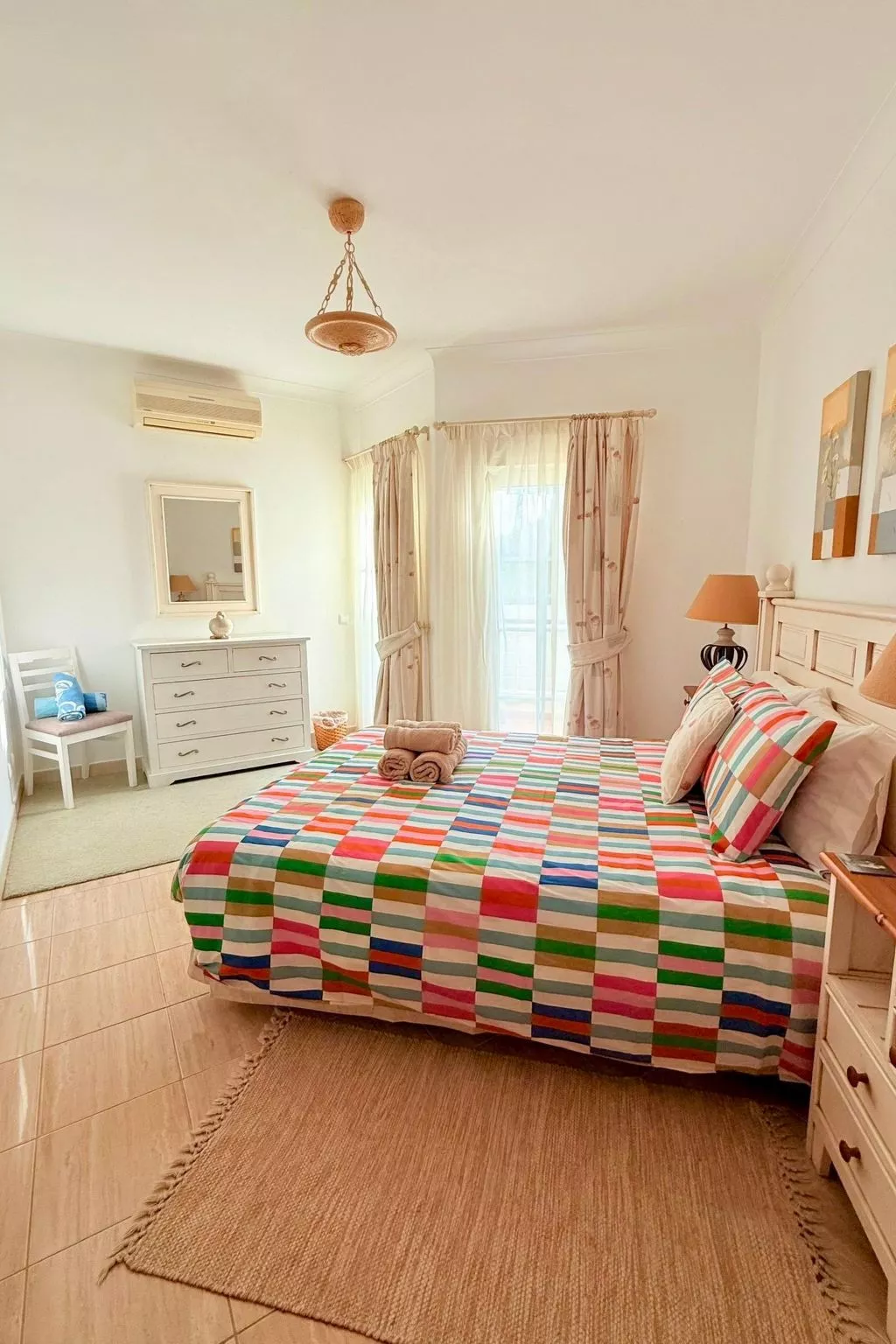 Mit beheiztem Pool - Inside