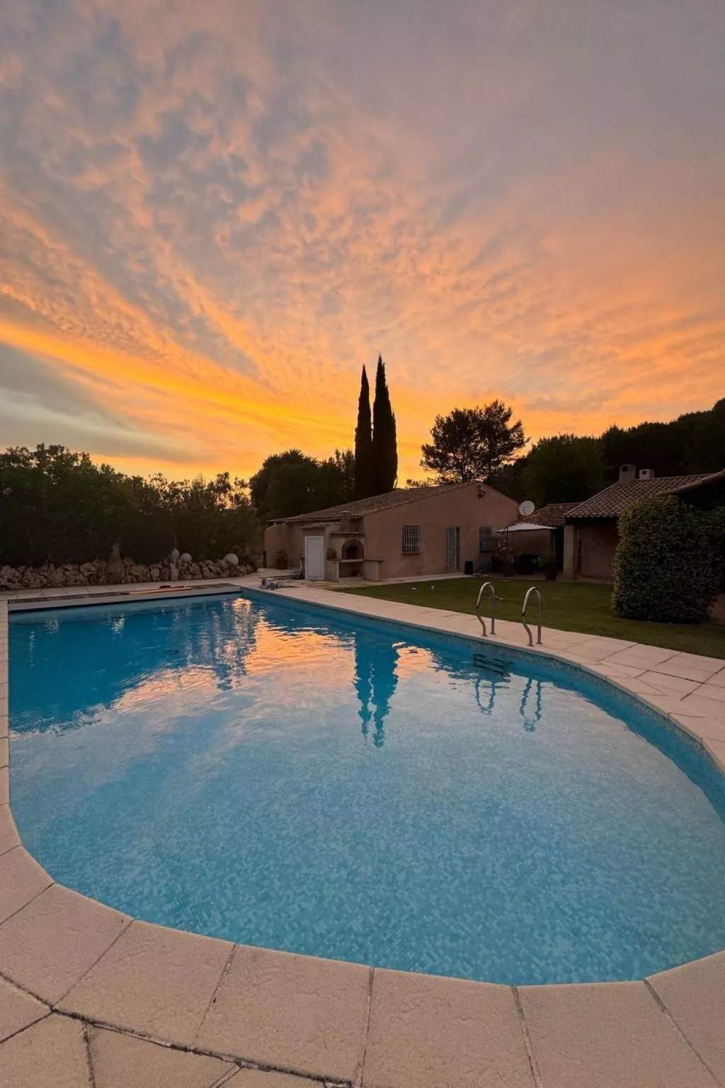 La Maisonnette - Draußen