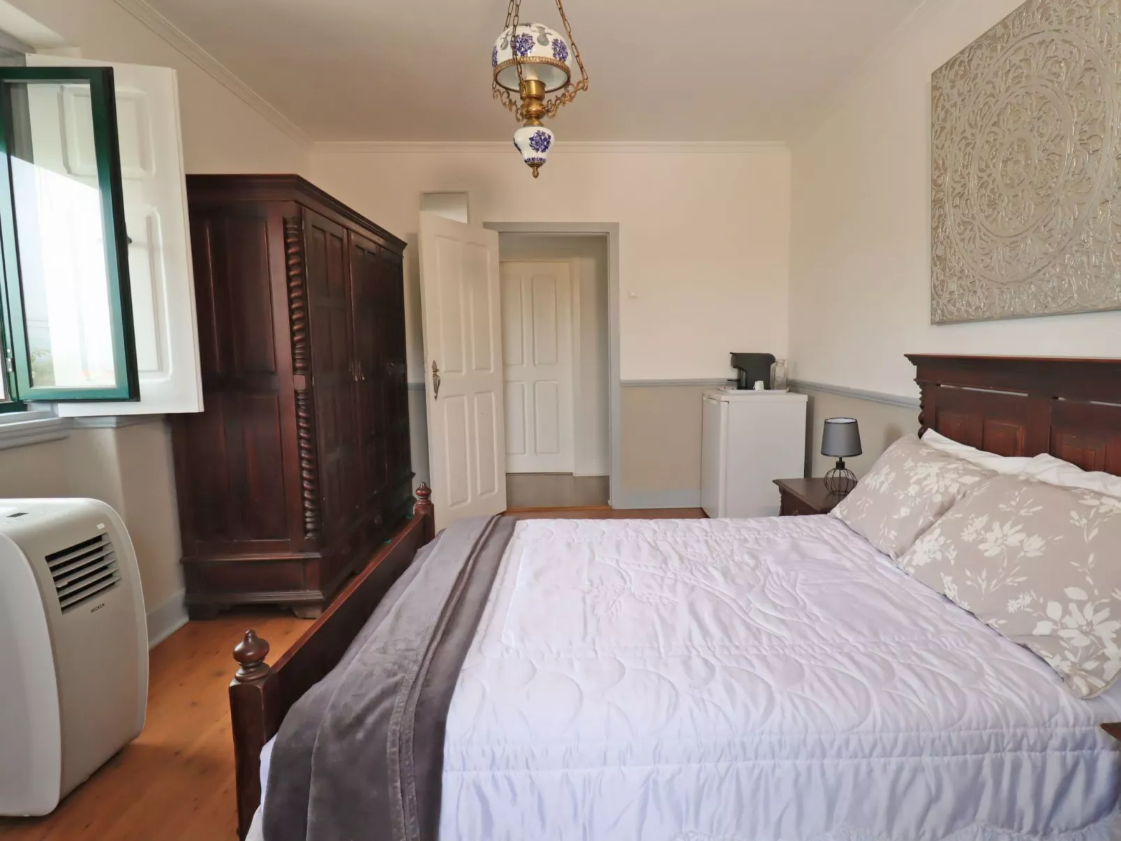 Luxuriöses Apartment Bed and Breakfast mit Küche - Drinnen