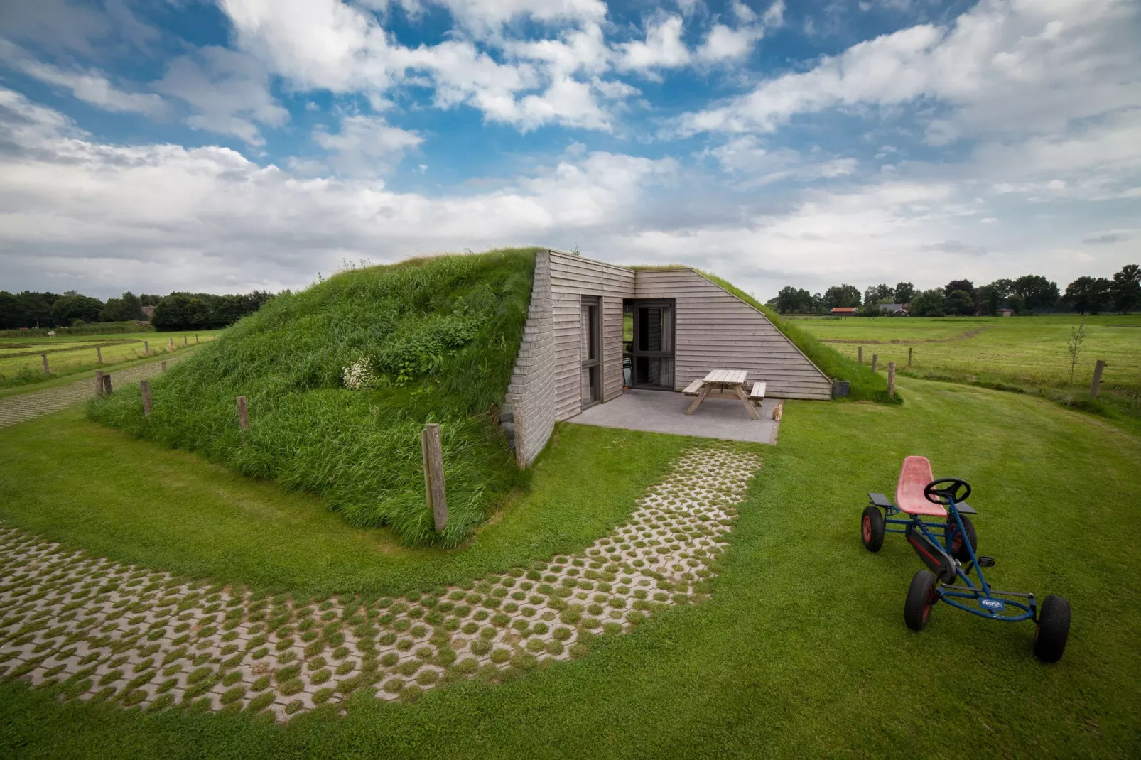 Koe in de Kost 2-Gardens summer