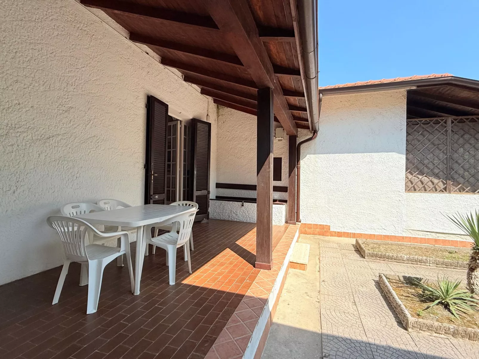 Gewächshaus im Erdgeschoss, 2 Gärten - Draußen