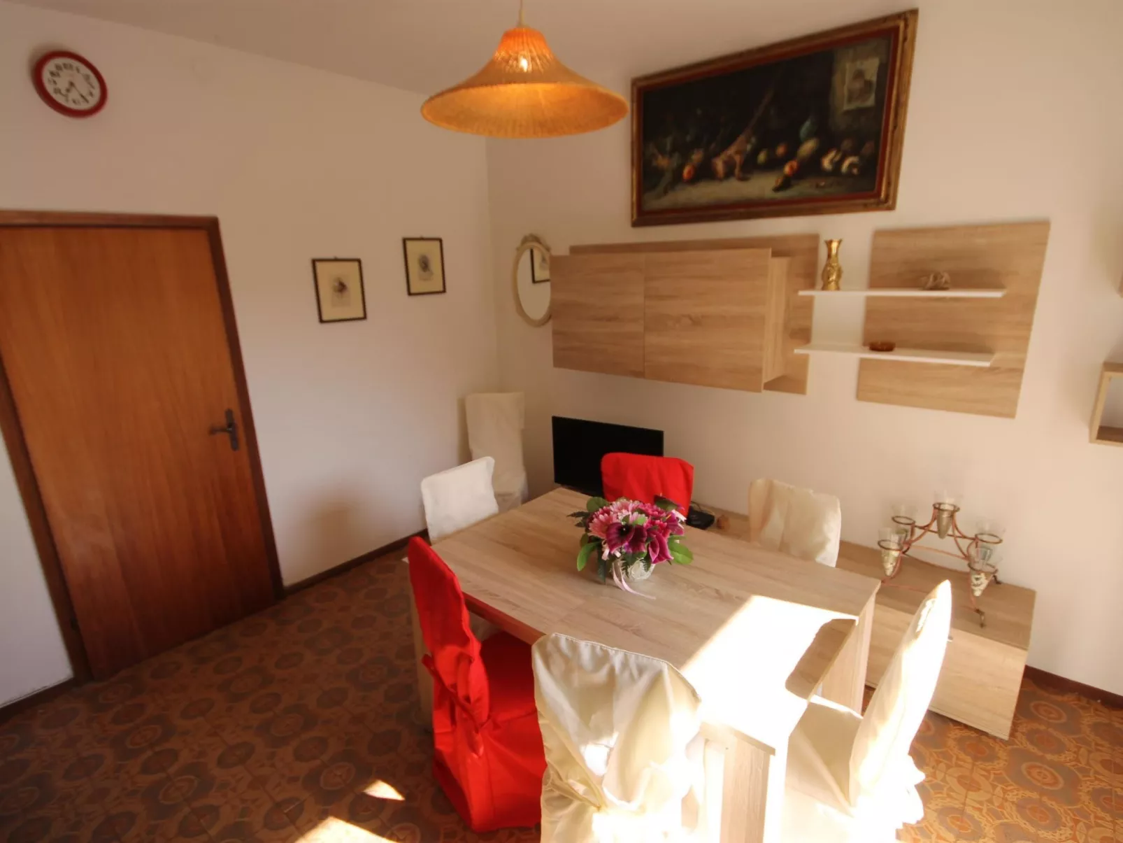 Cottage mit großem Garten, Klima, 6 Gäste - Dedans