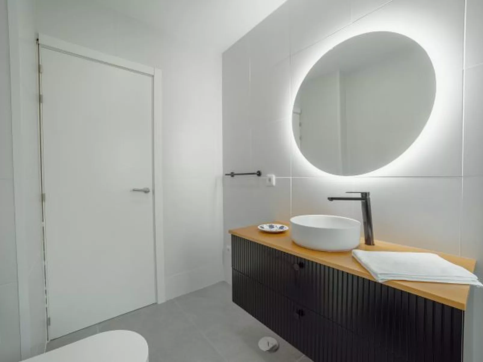 CRYSTAL PALACE GARDEN STYLISH APARTMENT - Inside