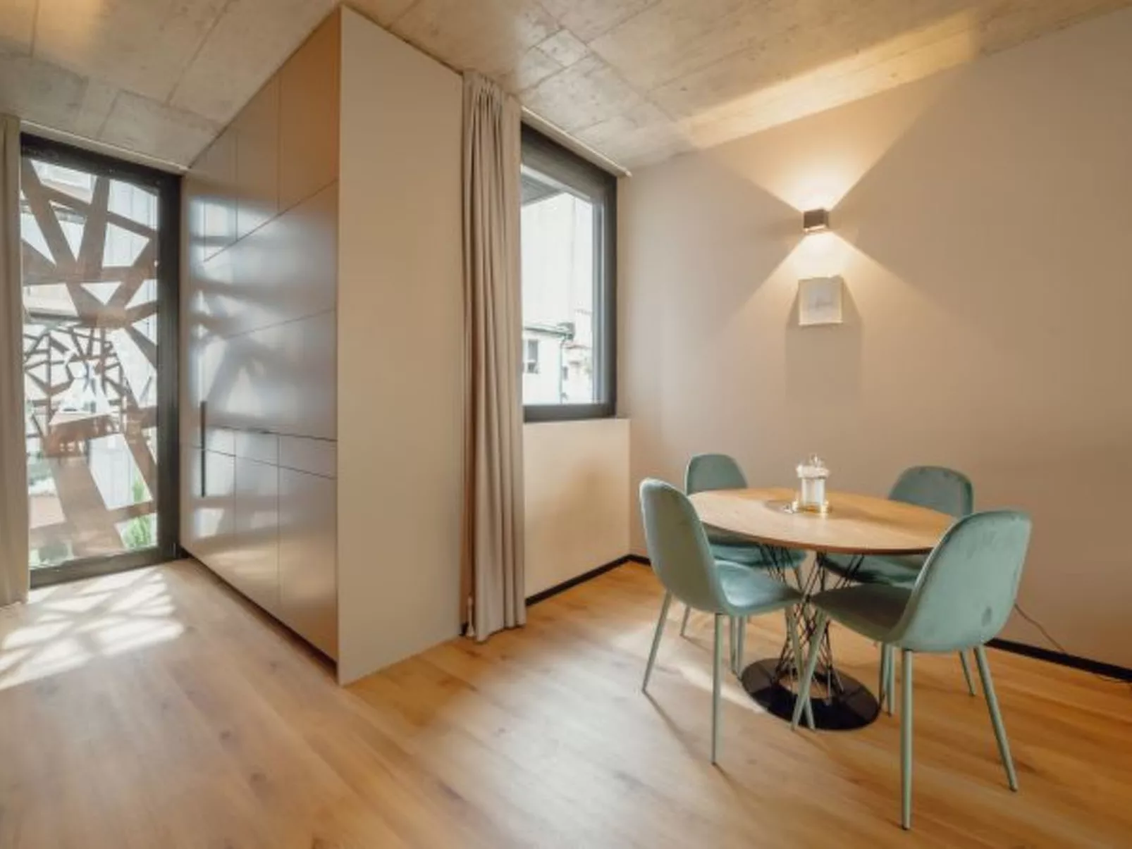 CITY CENTER PREMIUM with GARAGE by VACATIONY - Inside