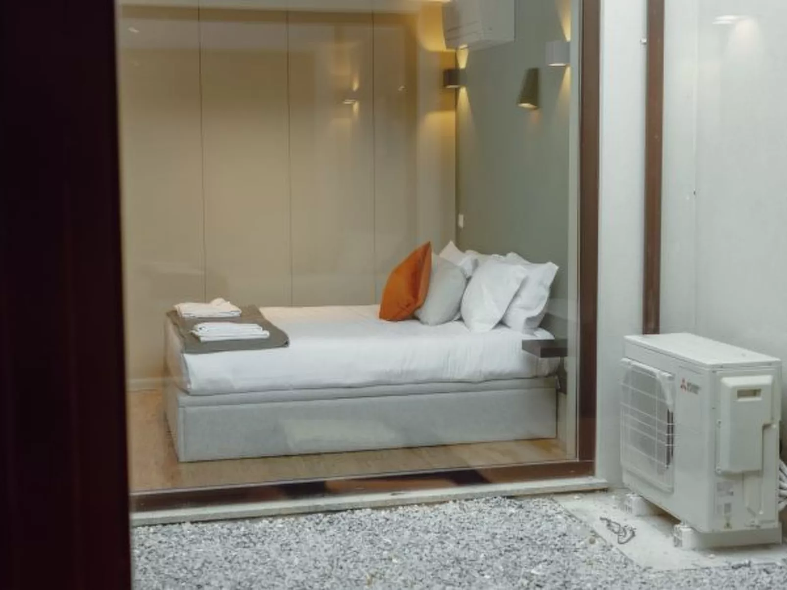 LEGACY OPORTO PREMIUM APARTMENT B by VACATIONY - Inside