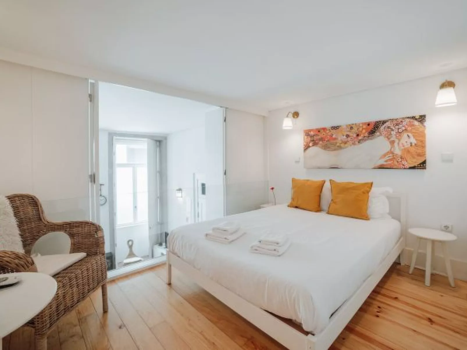 HISTORIC & BRIGHT BOLHAO MEZZANINE by VACATIONY - Dedans