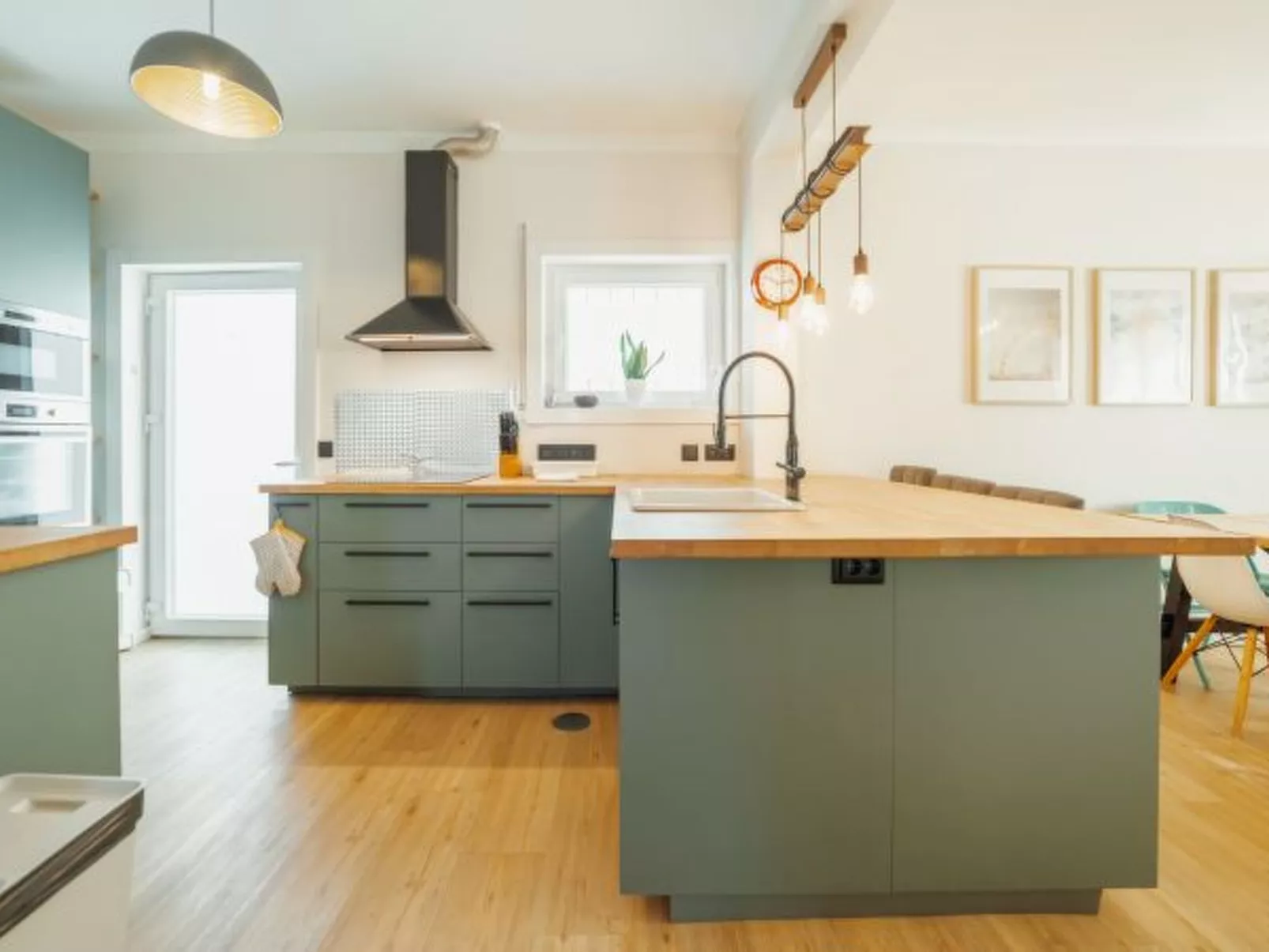 CASA DAS ORQUIDEAS by VACATIONY - Inside