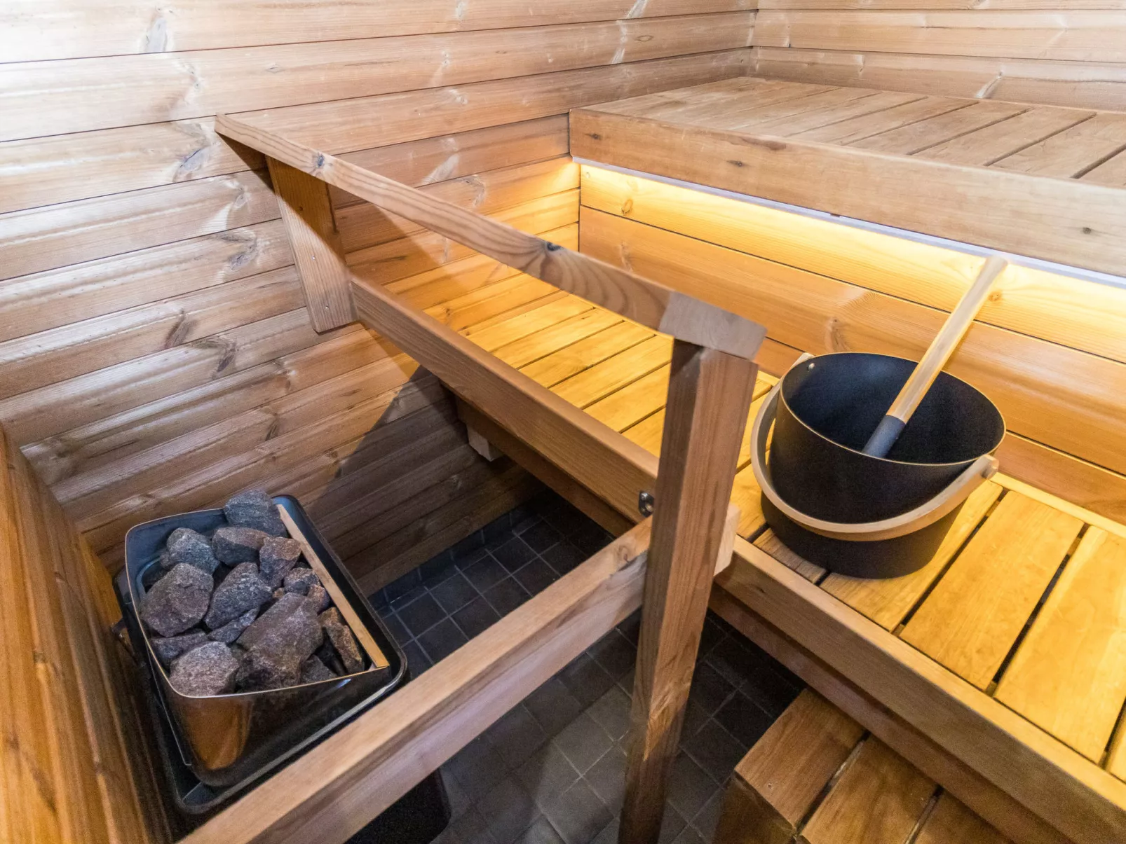 Kelokaltiokylä mökki 58 - Drinnen