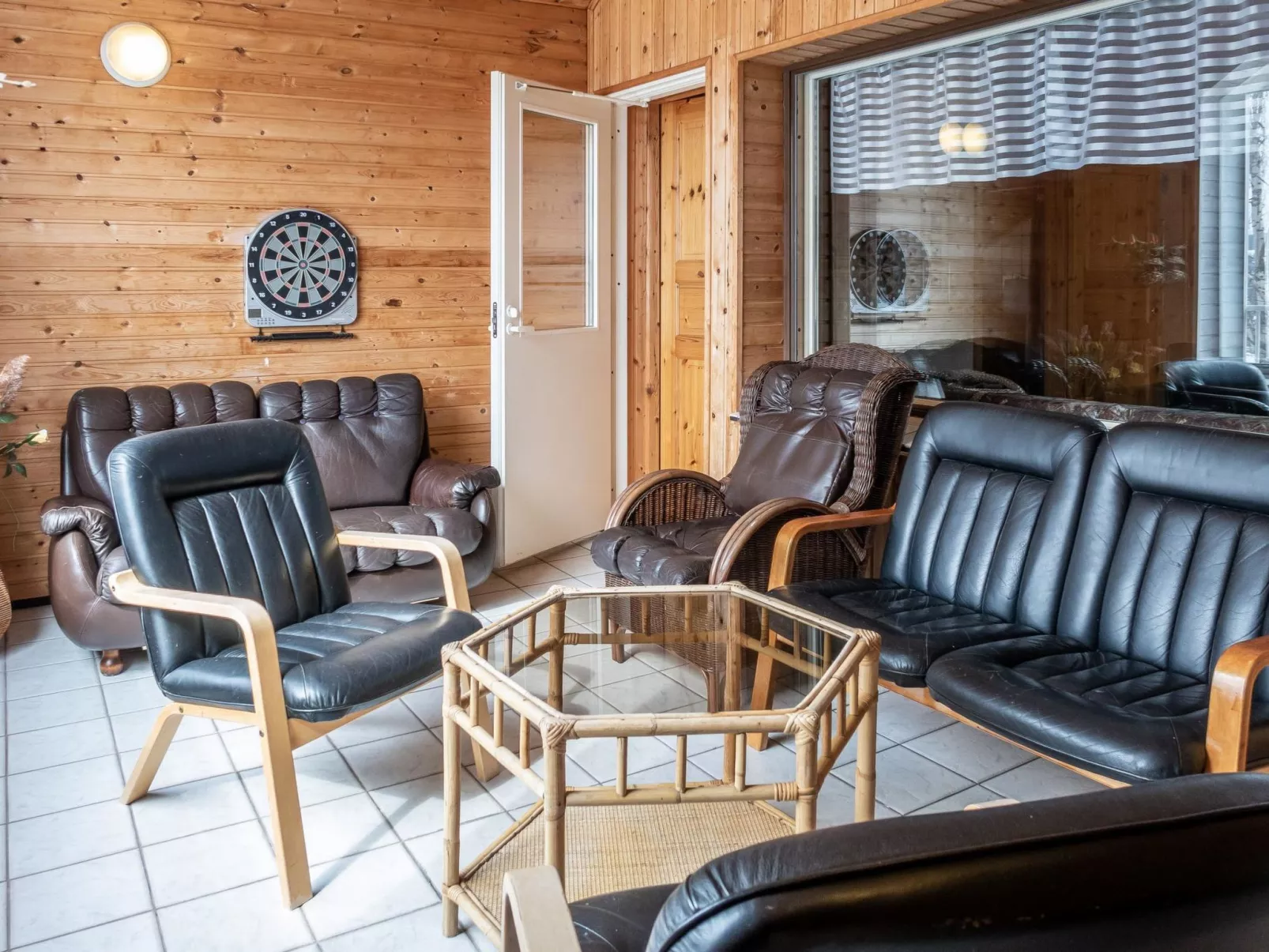 Jokiniitty 2 - Dedans