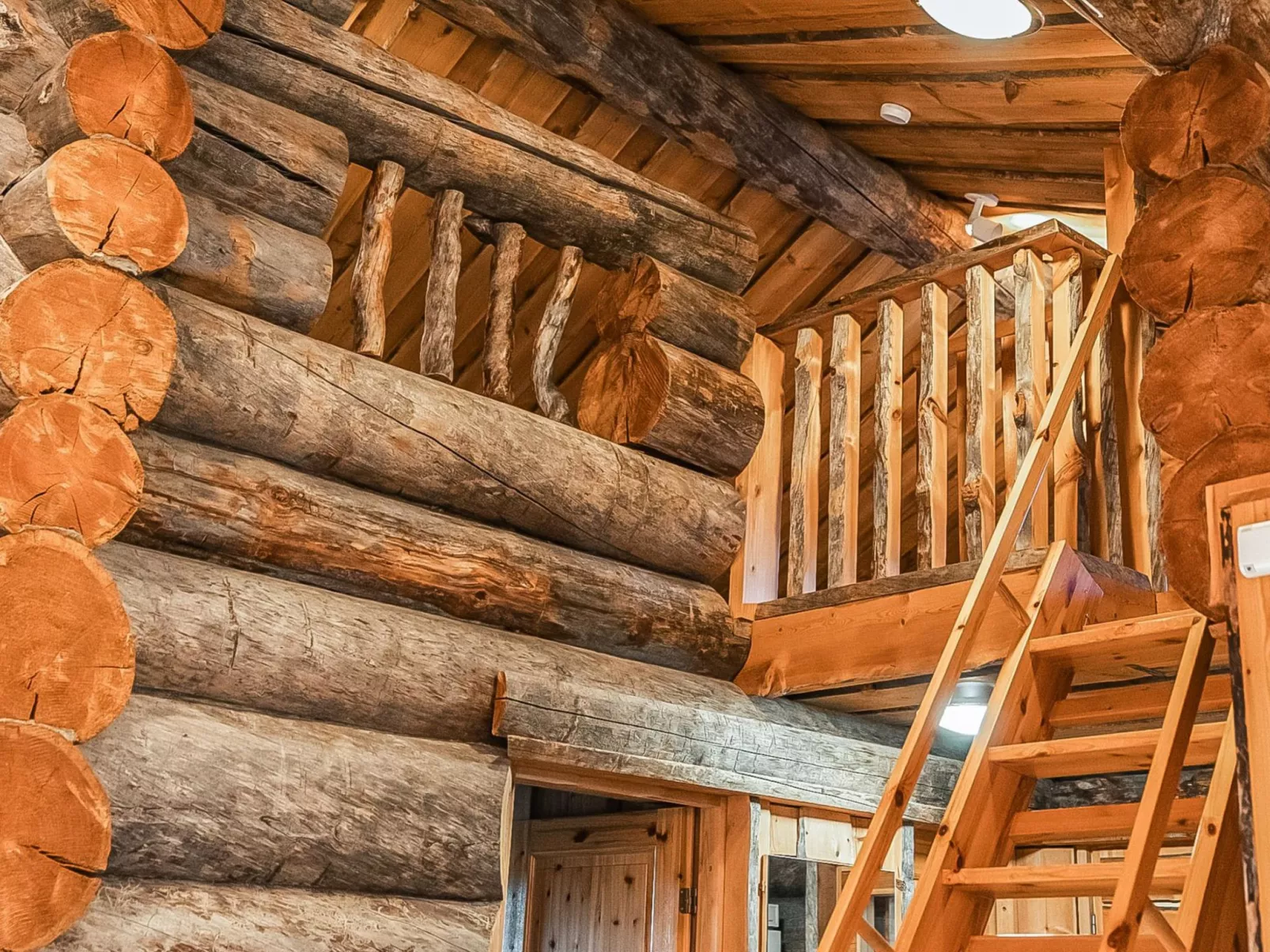 Rukan pilvimaja - Inside