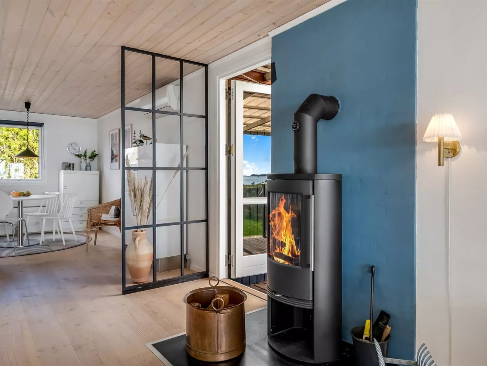 "Soini" - 50m from the sea - Dedans