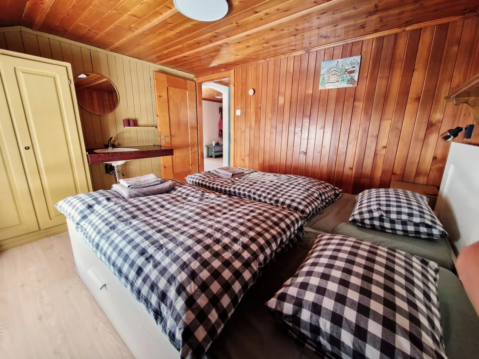 Faderhorn 8 - Inside