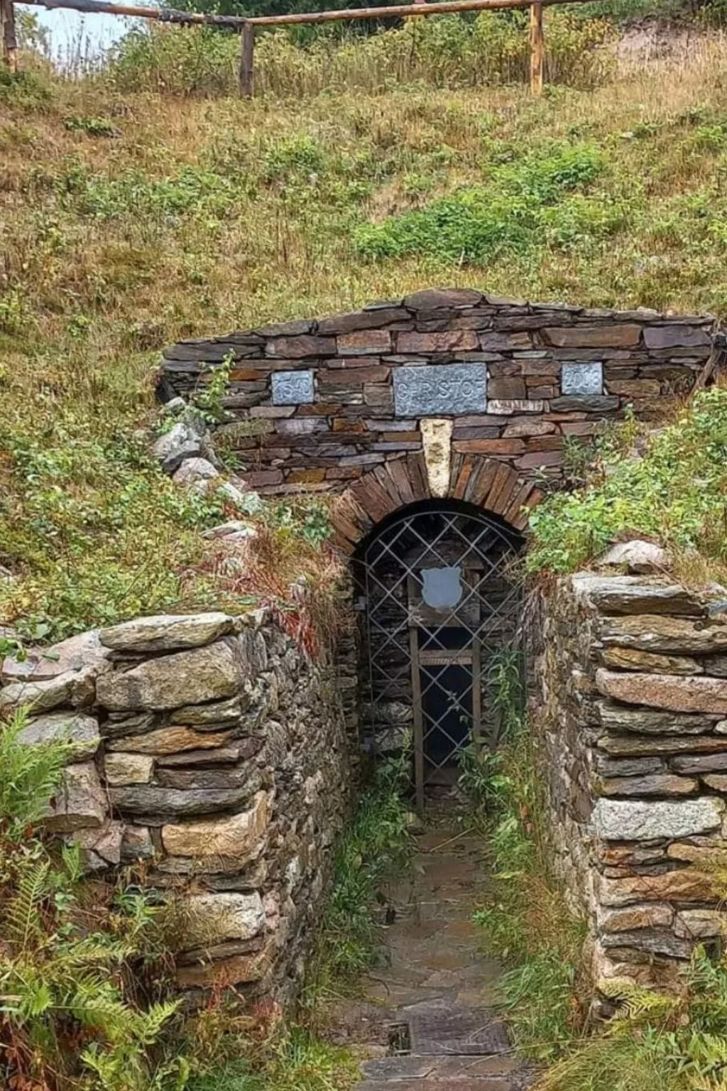Gästezimmer mit Blick auf die Berge - Draußen
