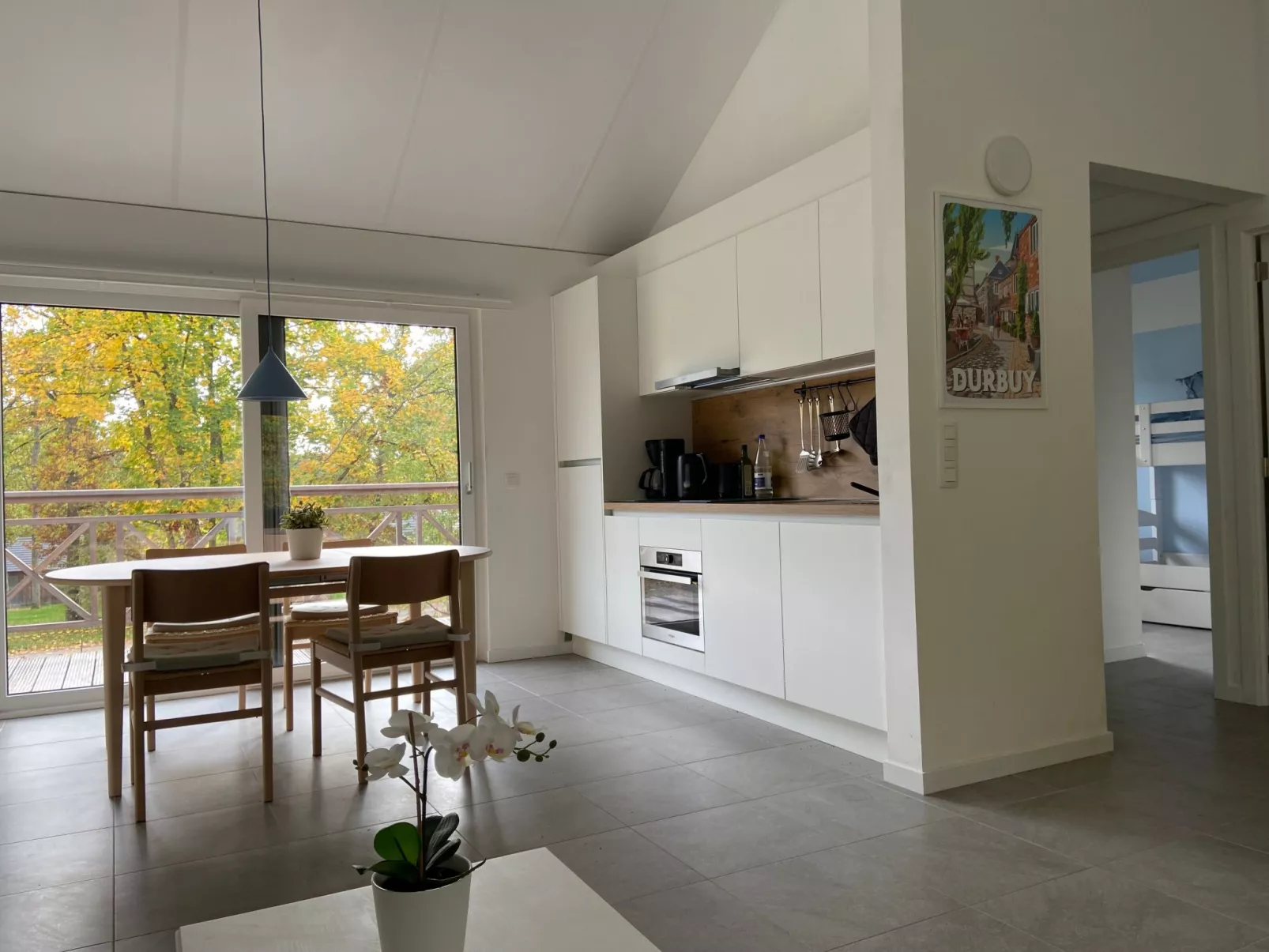 Modernes Chalet für 4 Personen in einem Waldpark - Image-tags.info