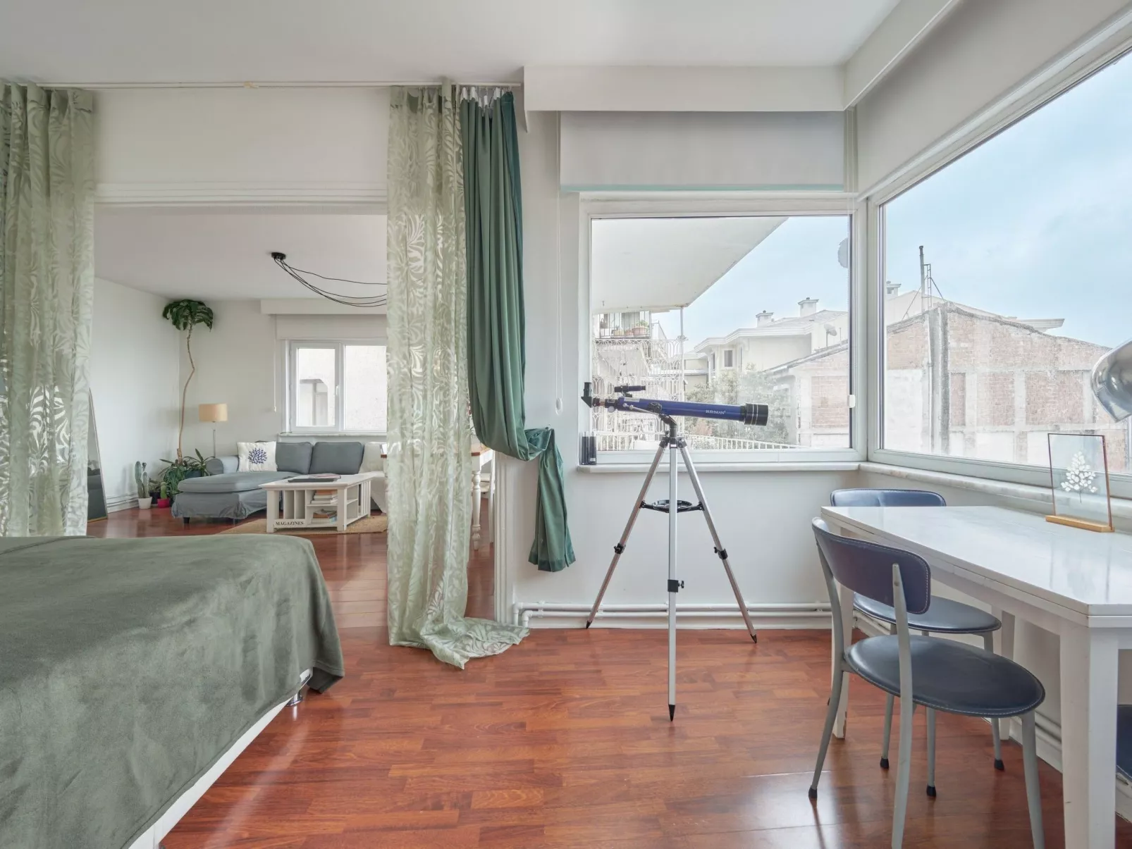 Wohnung mit Blick auf die Halbinsel von Istanbul - Drinnen