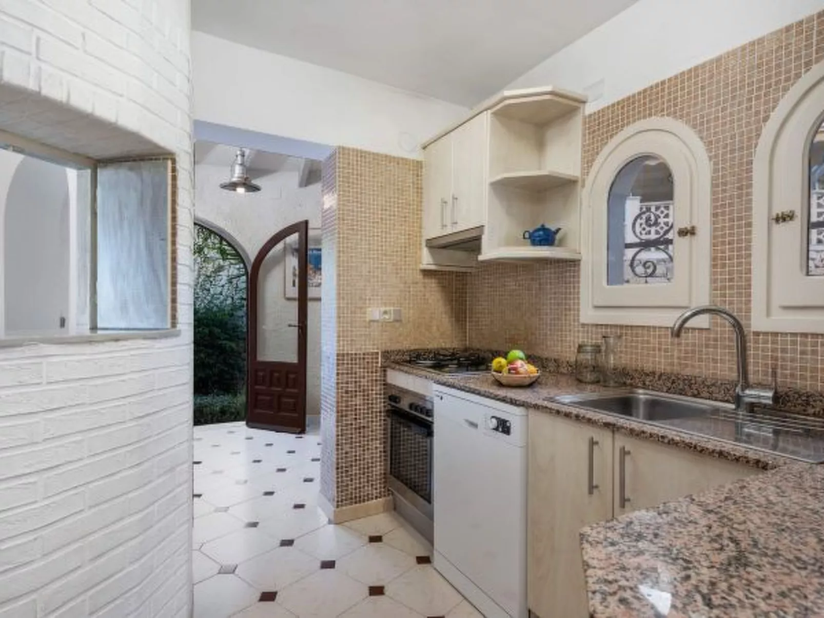 Villa Aloe - Plus - Image-tags.info