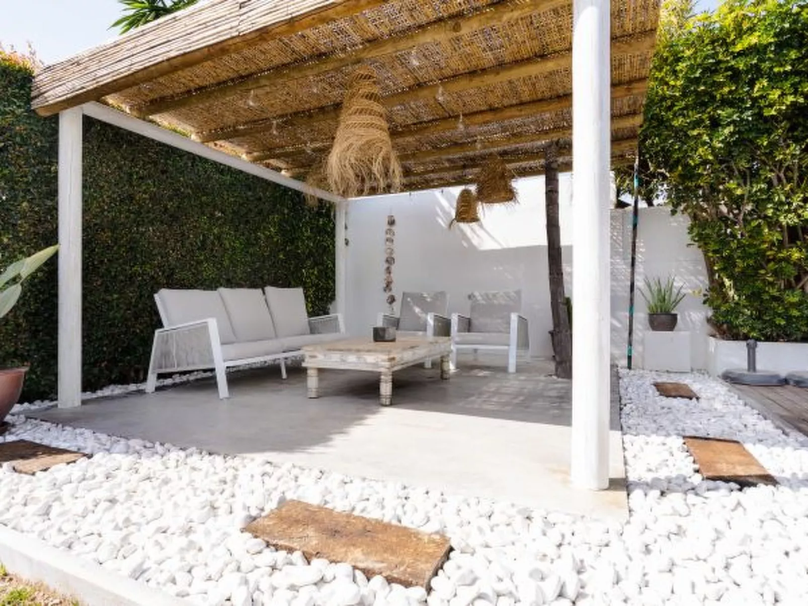 Villa Madrugada, beachside villa in Costabella - Image-tags.info