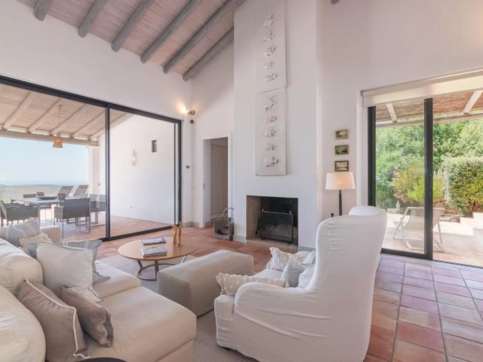 Casa Velha: Pool & Ocean View - Inside