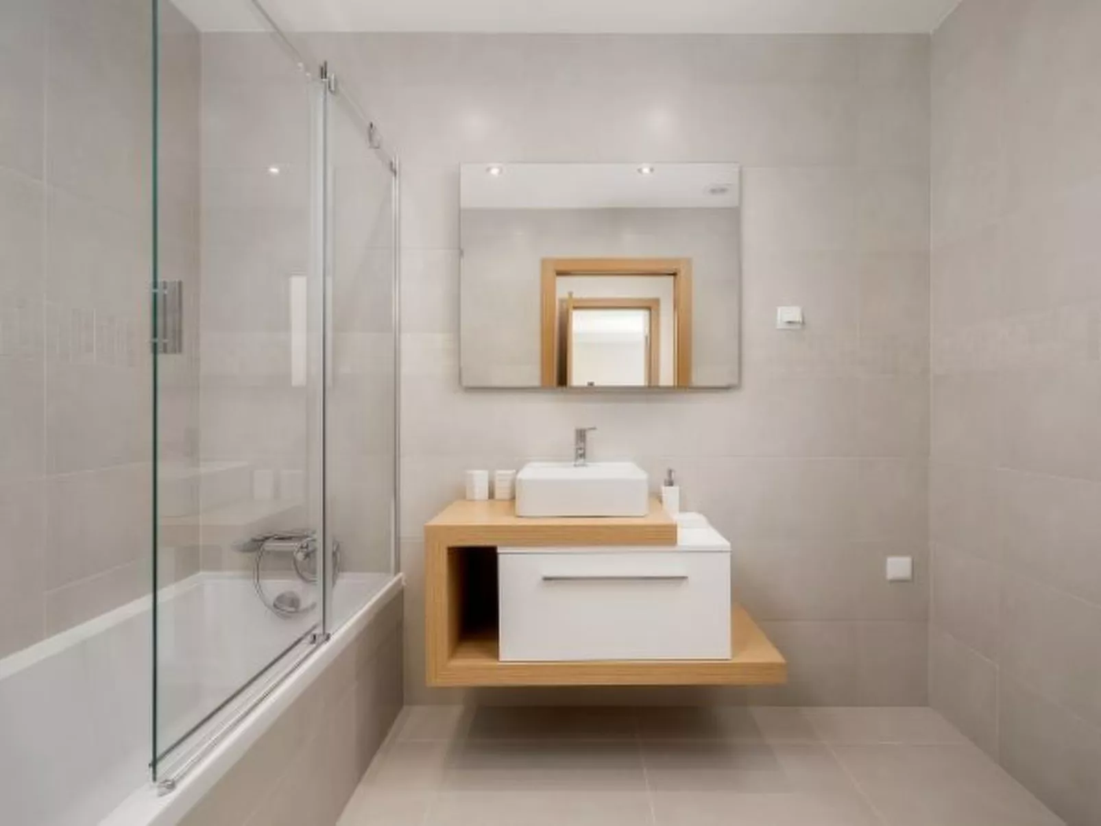 Lagos town centre apartment - Inside