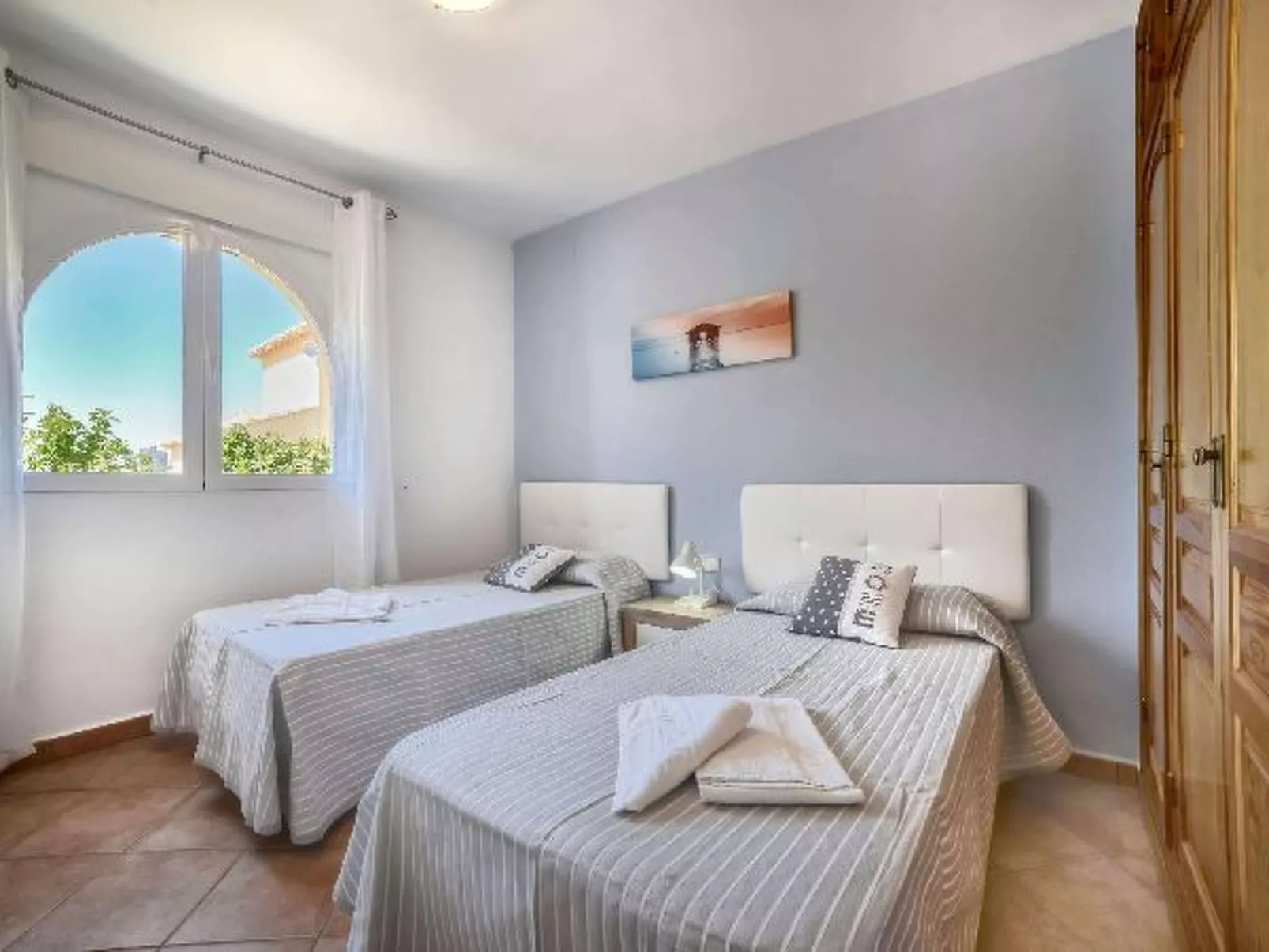 Villa Alaska - PlusHolidays - Image-tags.info