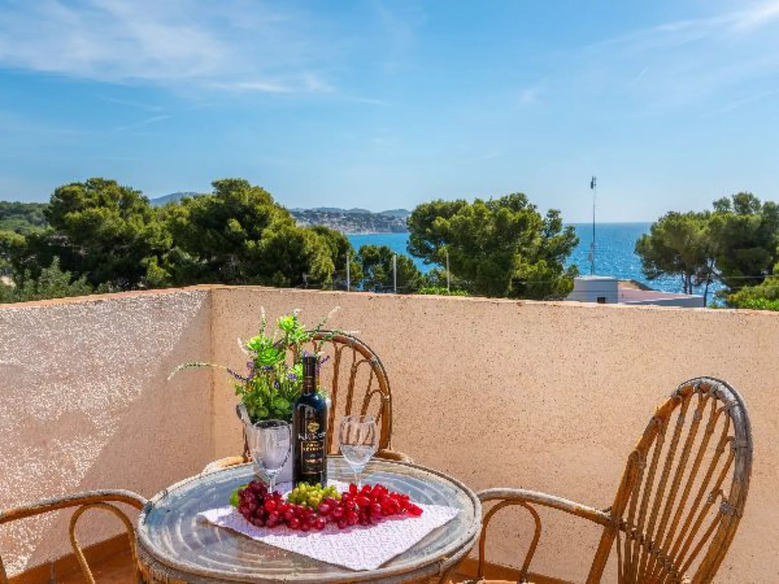 Villa Diego - PlusHolidays - Image-tags.info