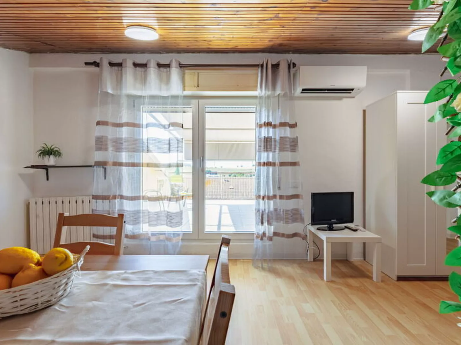 Sopraloreto Apartment - Dedans